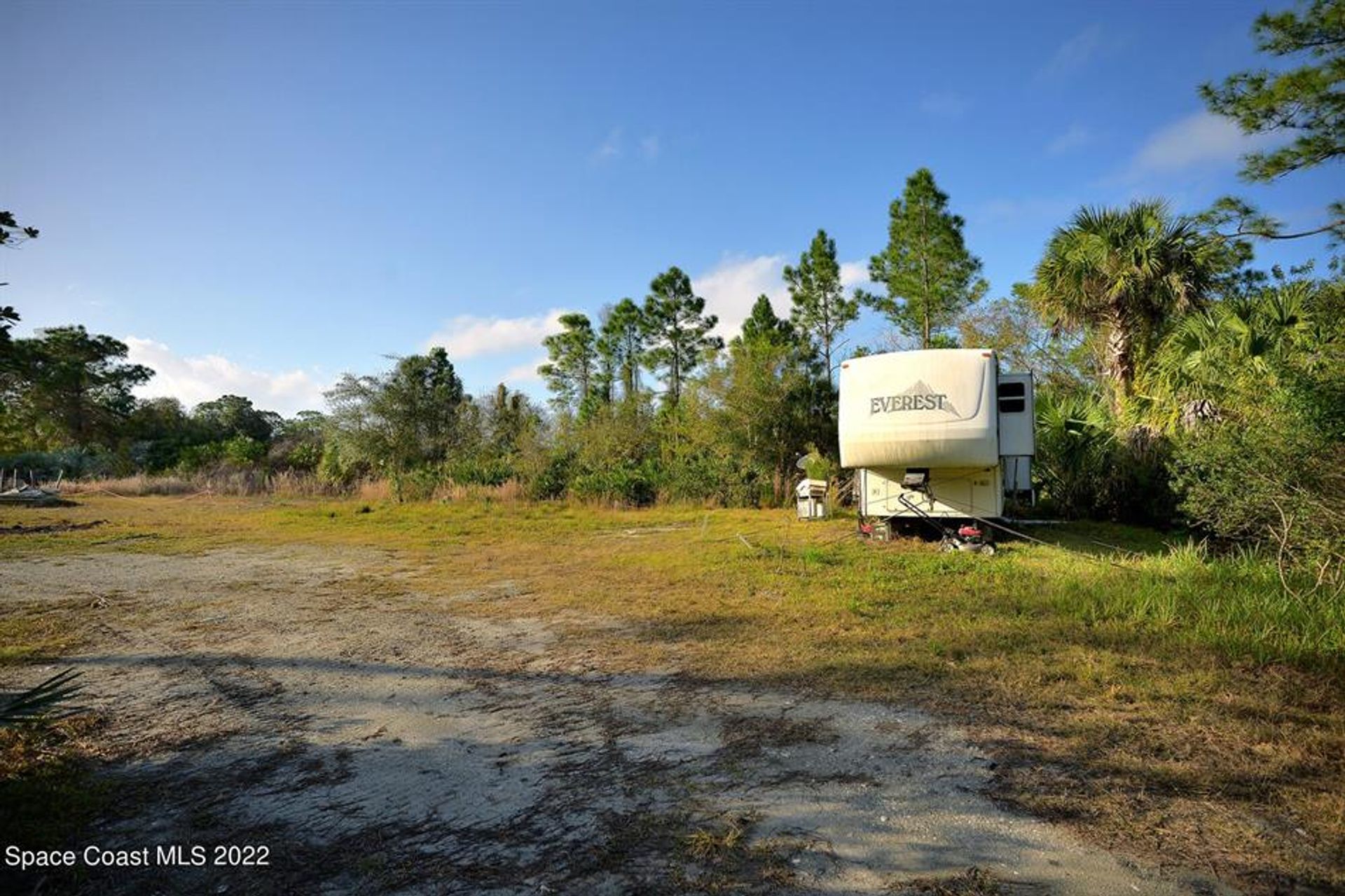 土地 在 Malabar, Florida 10137573