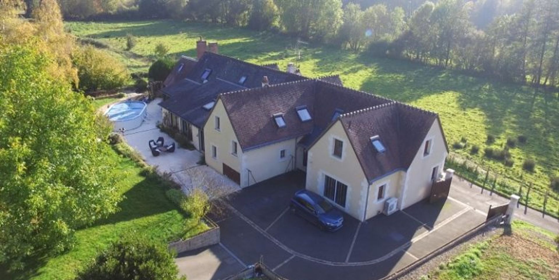 House in Breuil-en-Touraine, Centre-Val de Loire 10138161