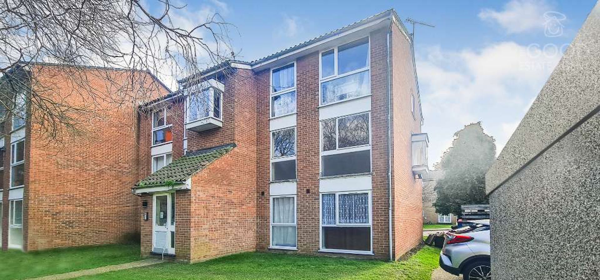 Condominium in Chigwell, Essex 10138453