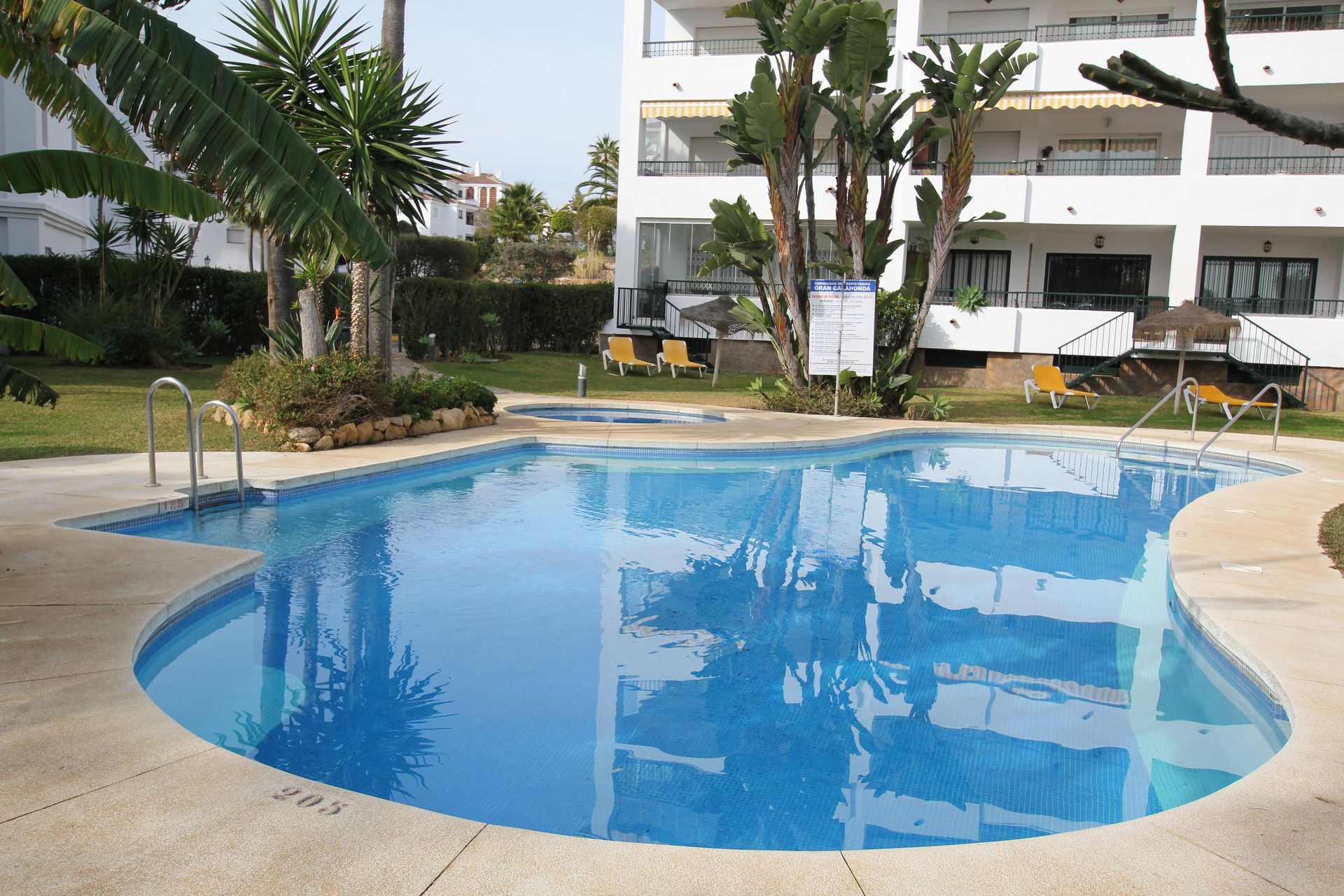 Condominio nel Calahonda, Andalucía 10138681