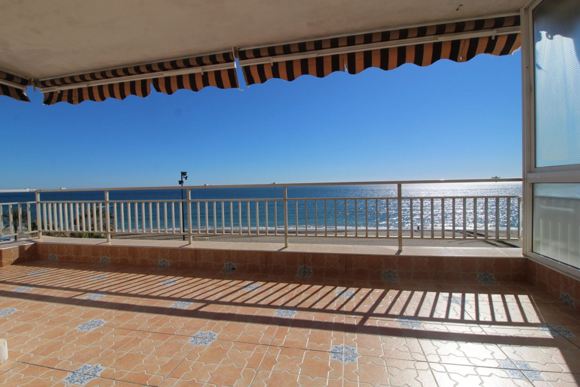 Кондоминиум в Fuengirola, Andalucía 10138787