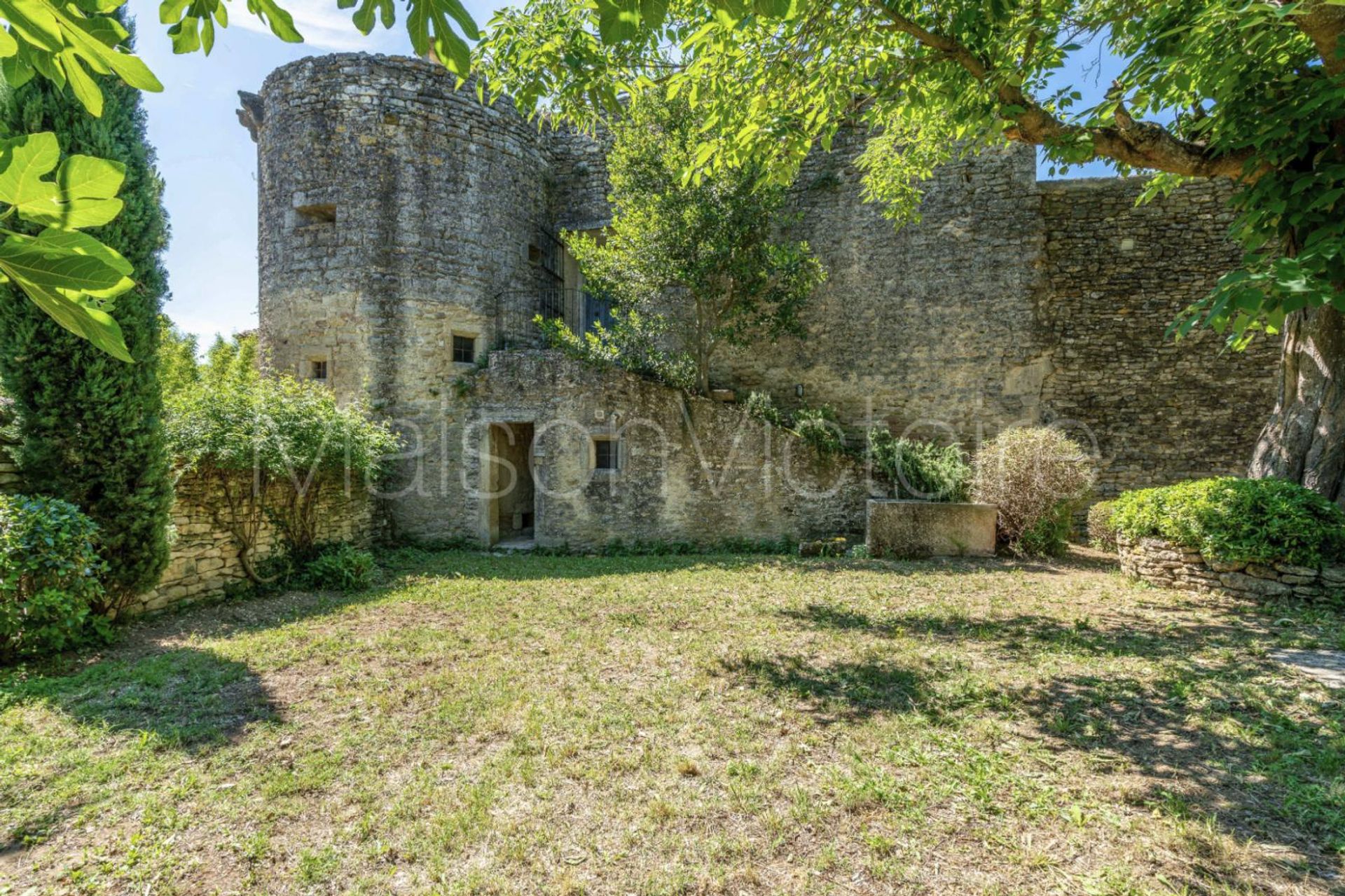 Dom w Cabrières-d'Avignon, Provence-Alpes-Côte d'Azur 10138895