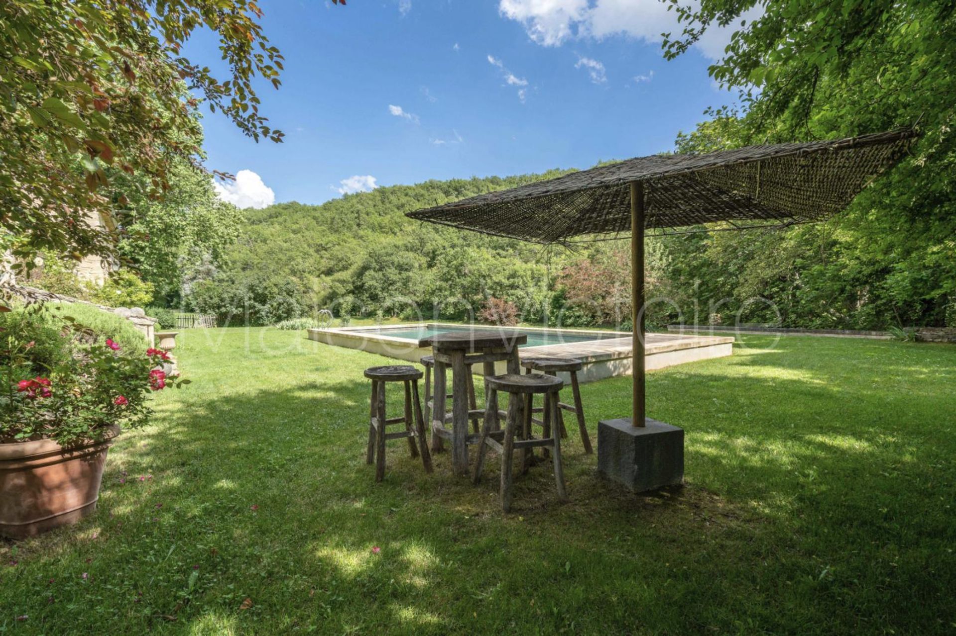 Hus i Bonnieux, Provence-Alpes-Côte d'Azur 10138896