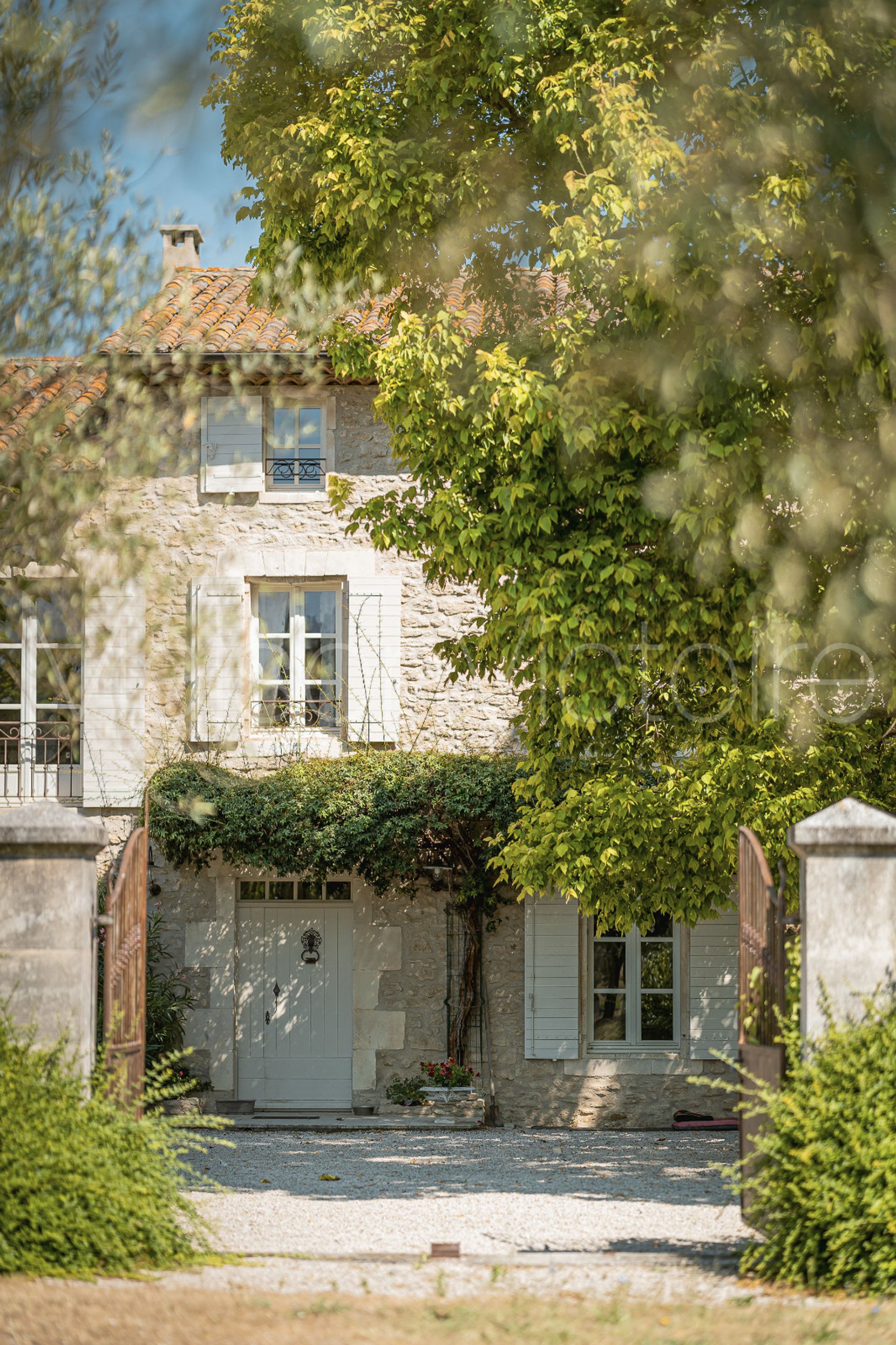 Dom w L'Isle-sur-la-Sorgue, Provence-Alpes-Côte d'Azur 10138898