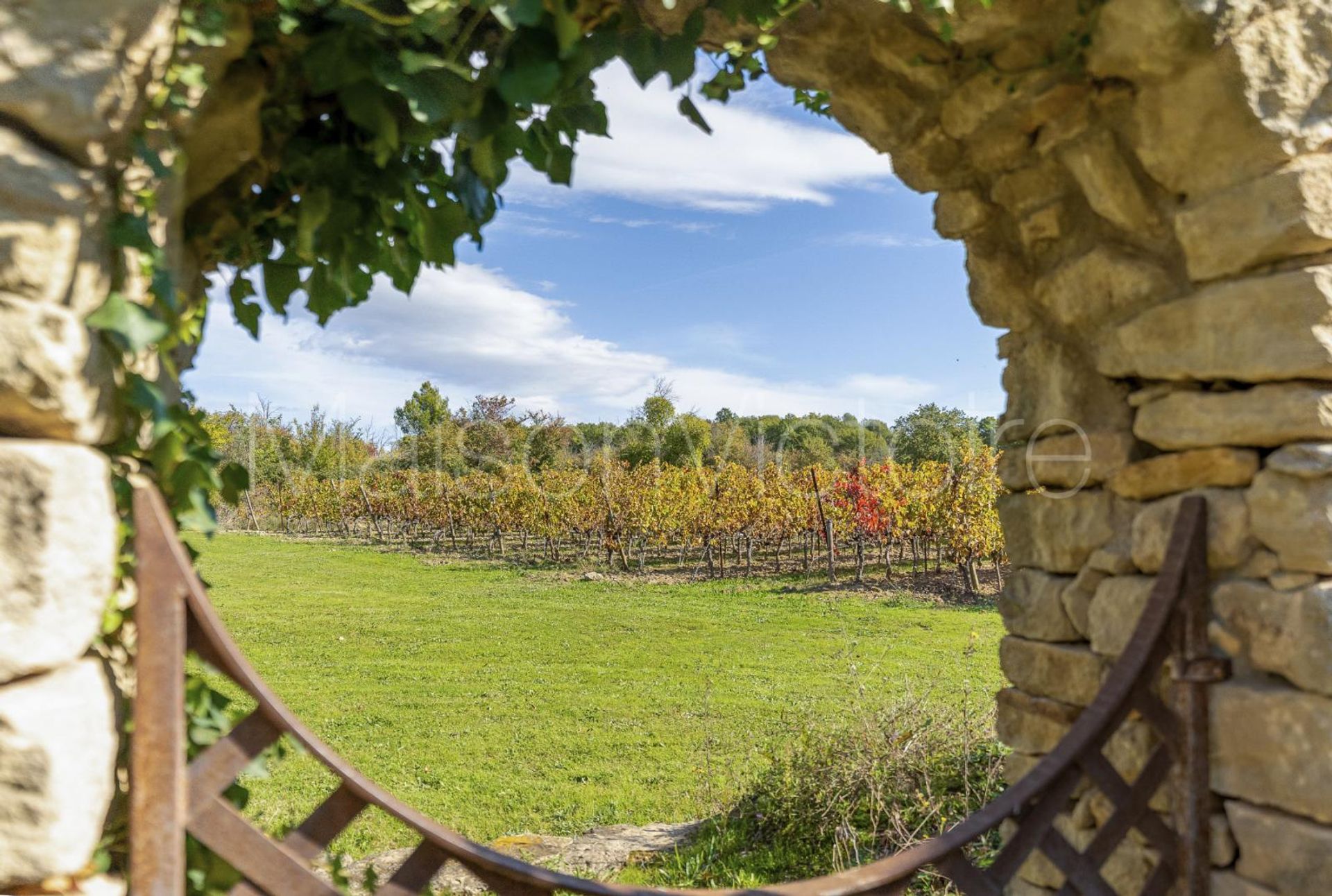 Hus i Oppède, Provence-Alpes-Côte d'Azur 10138904