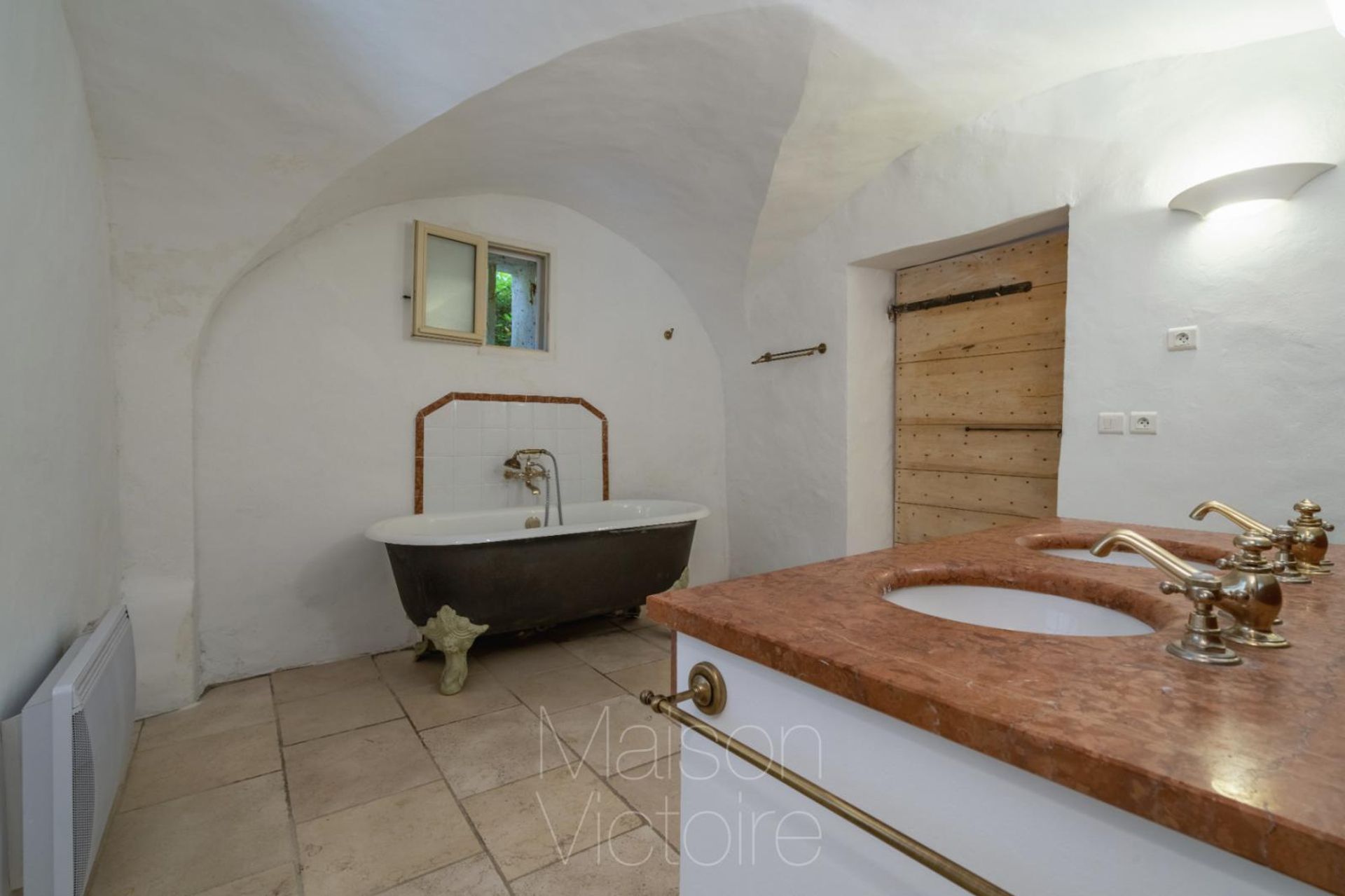 жилой дом в Ménerbes, Provence-Alpes-Côte d'Azur 10138907