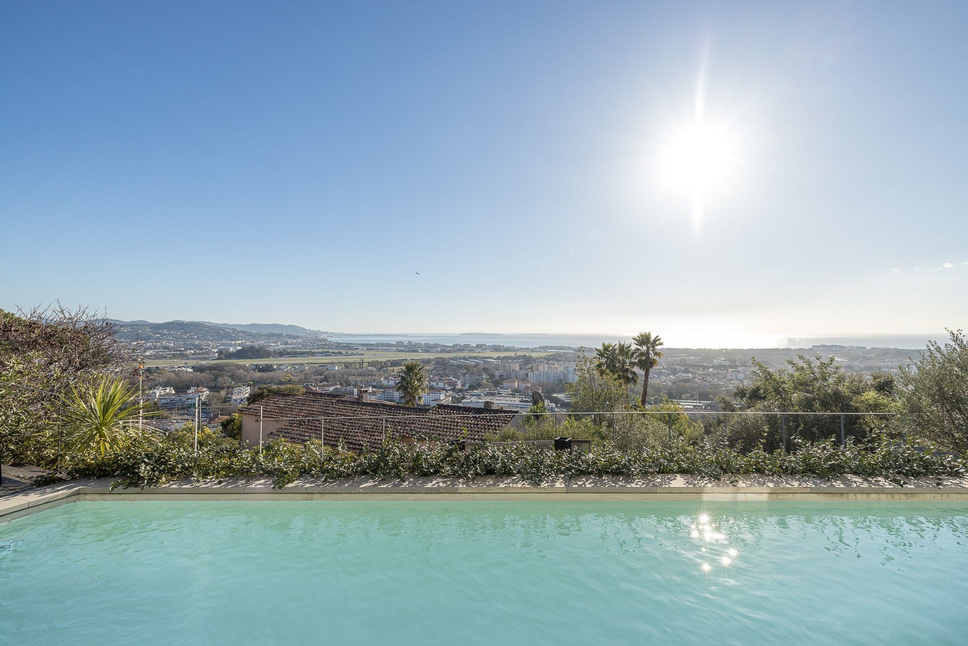 Haus im Les Termes, Provence-Alpes-Côte d'Azur 10139193