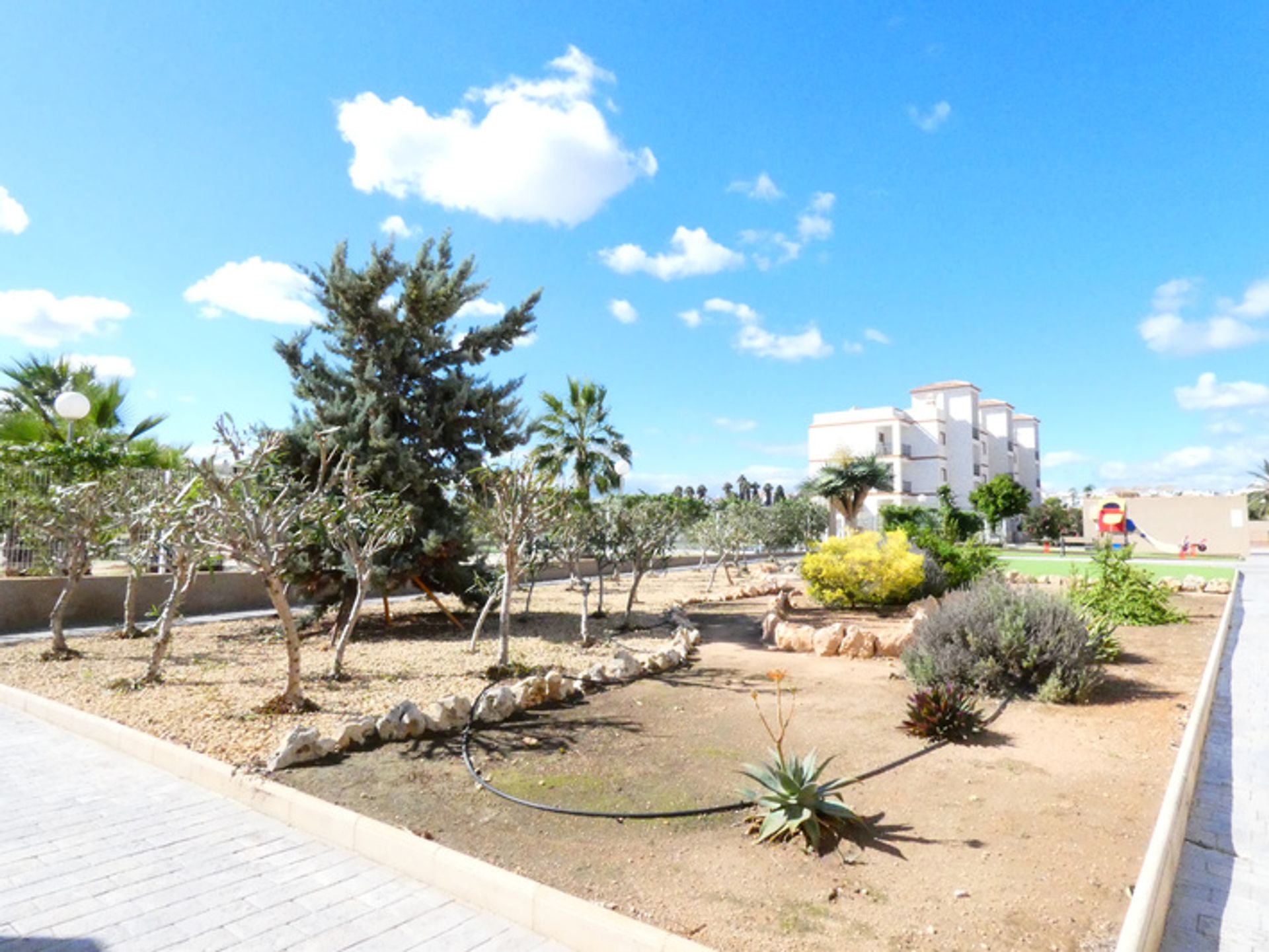 Condominium in Dehesa de Campoamor, Valencian Community 10139337