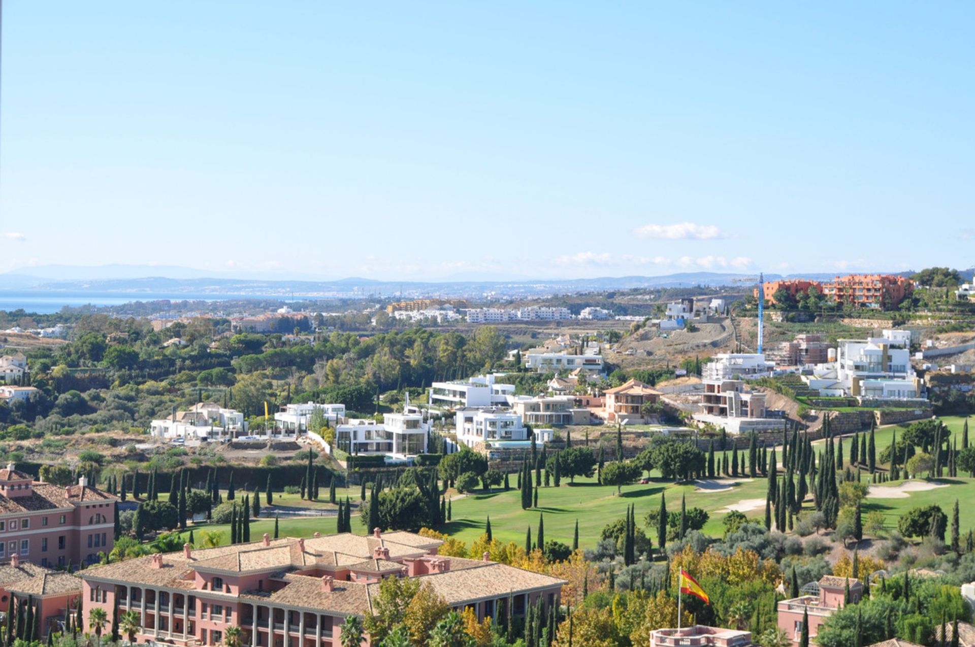 Condominium in Benahavís, Andalucía 10141405