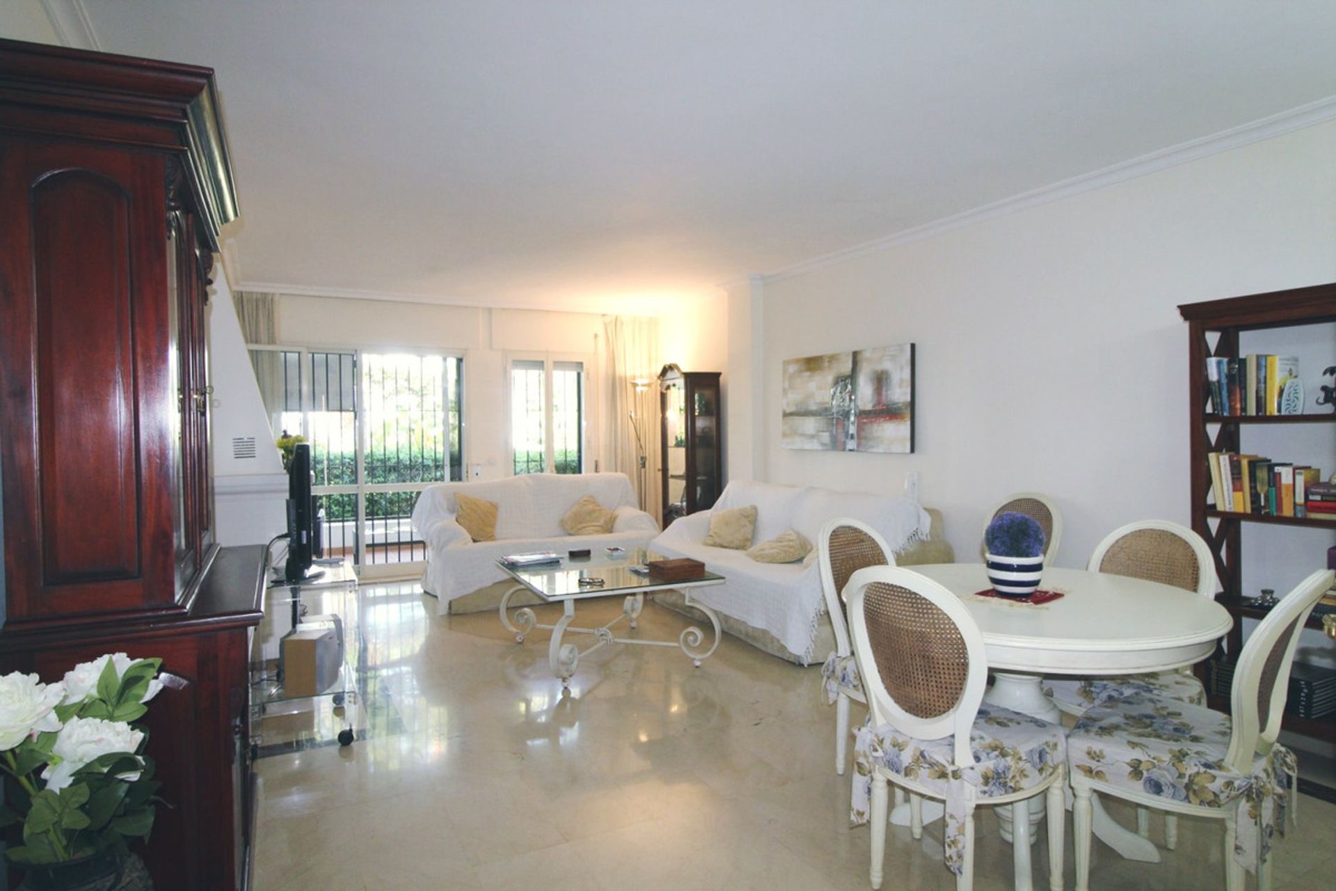 Condominio en San Pedro de Alcántara, Andalucía 10141549