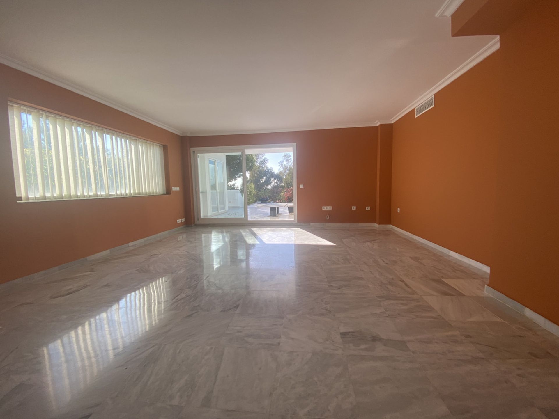 Condominium dans La Atalaya, Andalucía 10142235