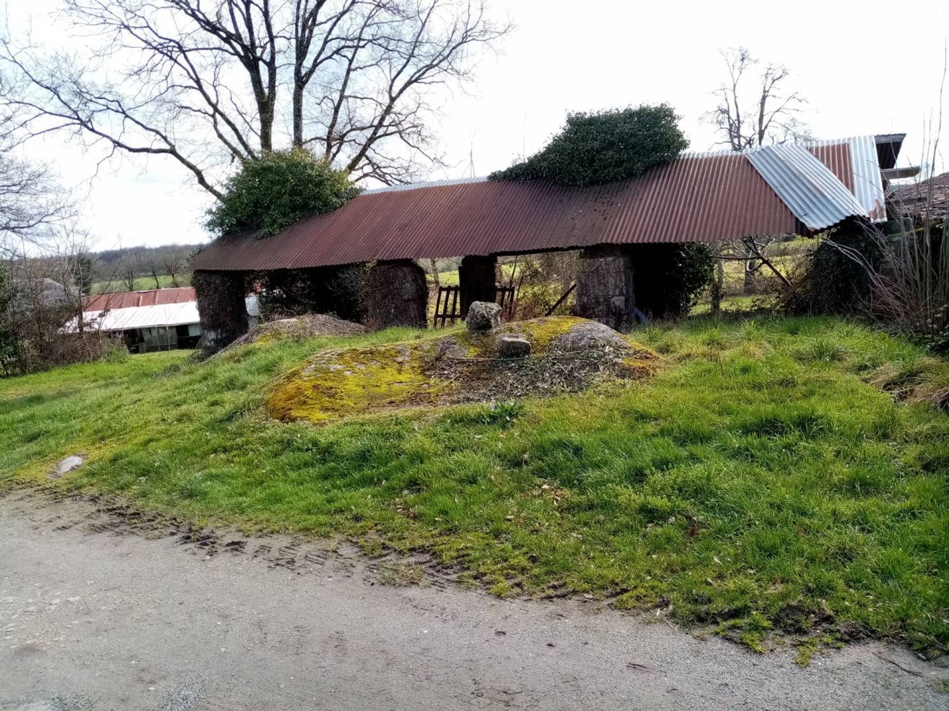 rumah dalam Saint-Aubin-le-Cloud, Nouvelle-Aquitaine 10143625