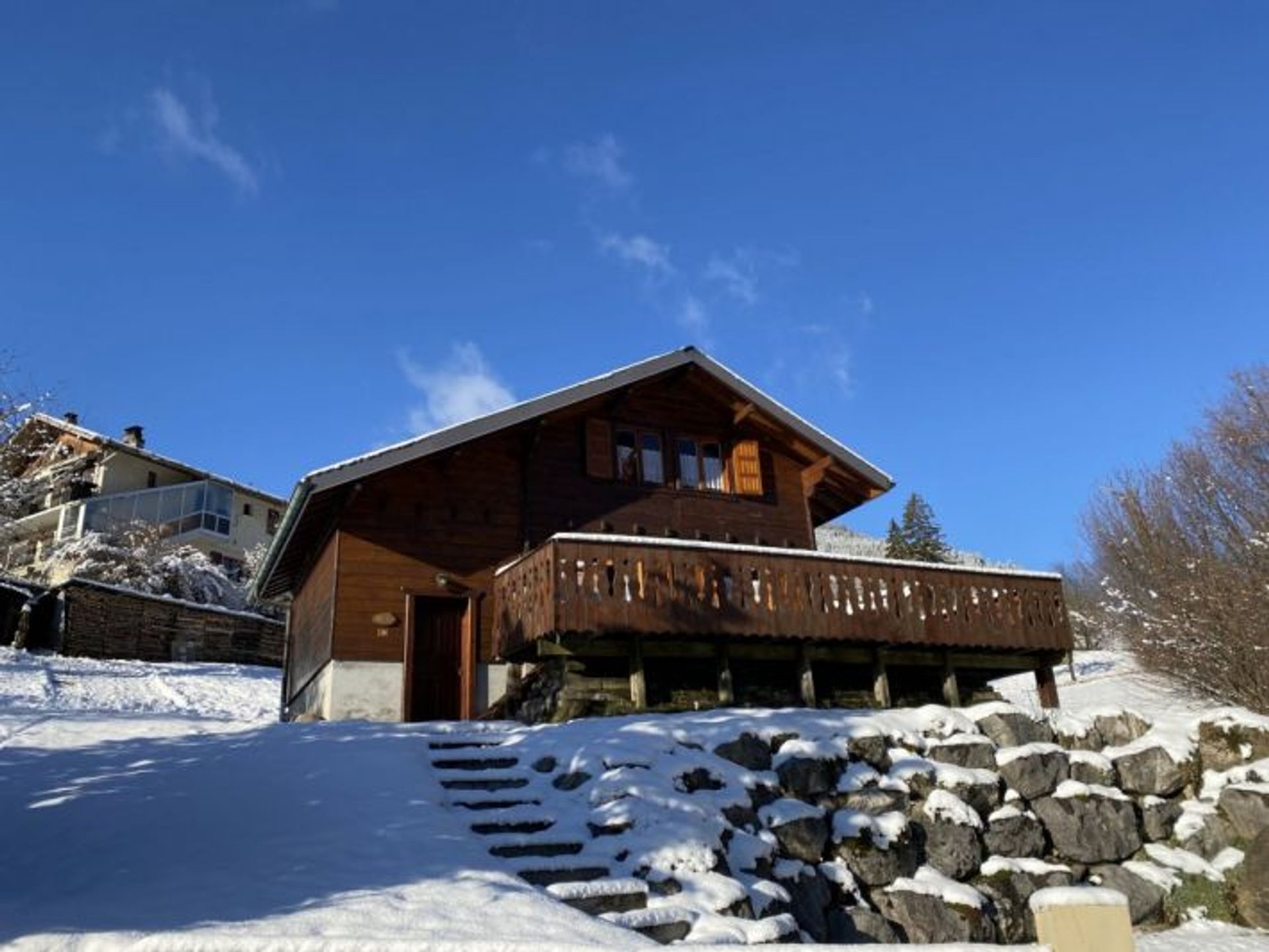 Hus i Saint-Jean-d'Aulps, Auvergne-Rhône-Alpes 10144325