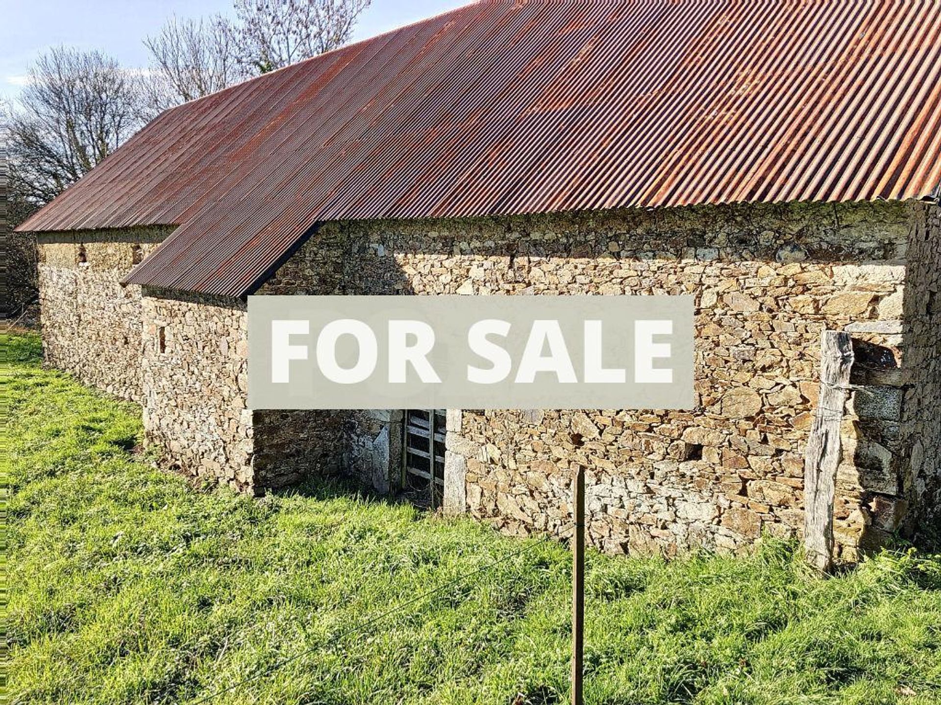 Huis in Saint-Sauveur-Lendelin, Normandië 10144373