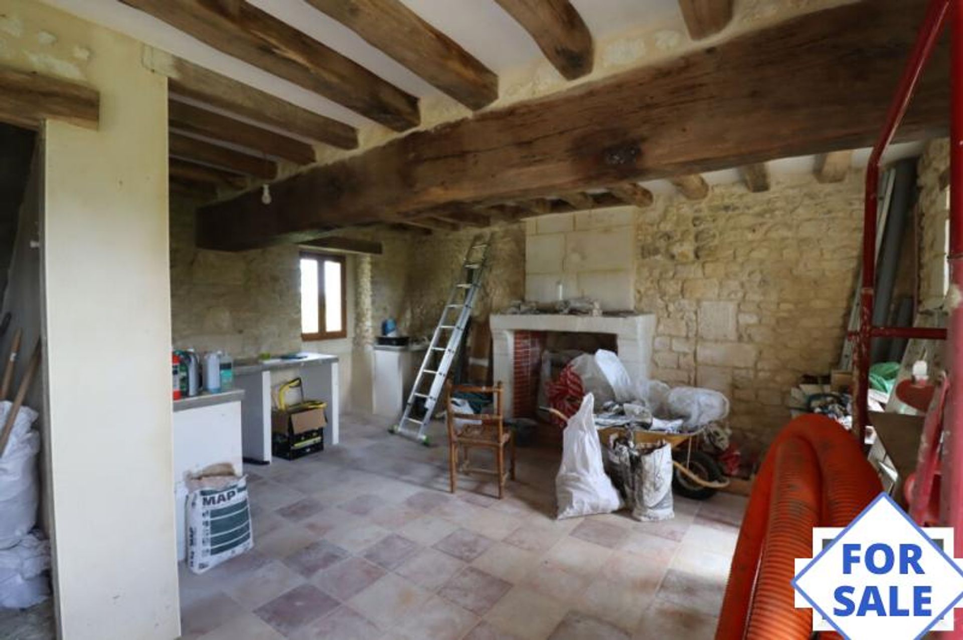 Hus i Mortagne-au-Perche, Normandie 10144446