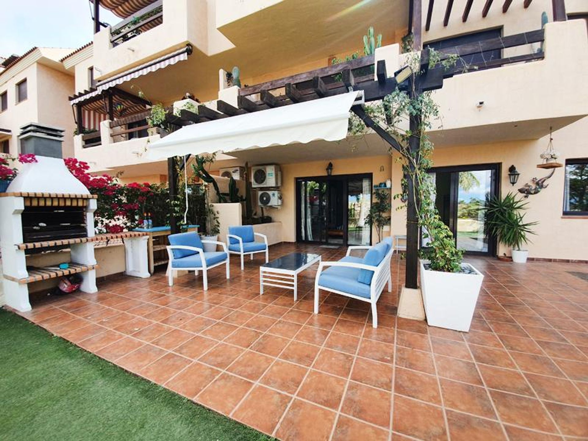 Condominium in Amarilla Golf, Canarias 10145604