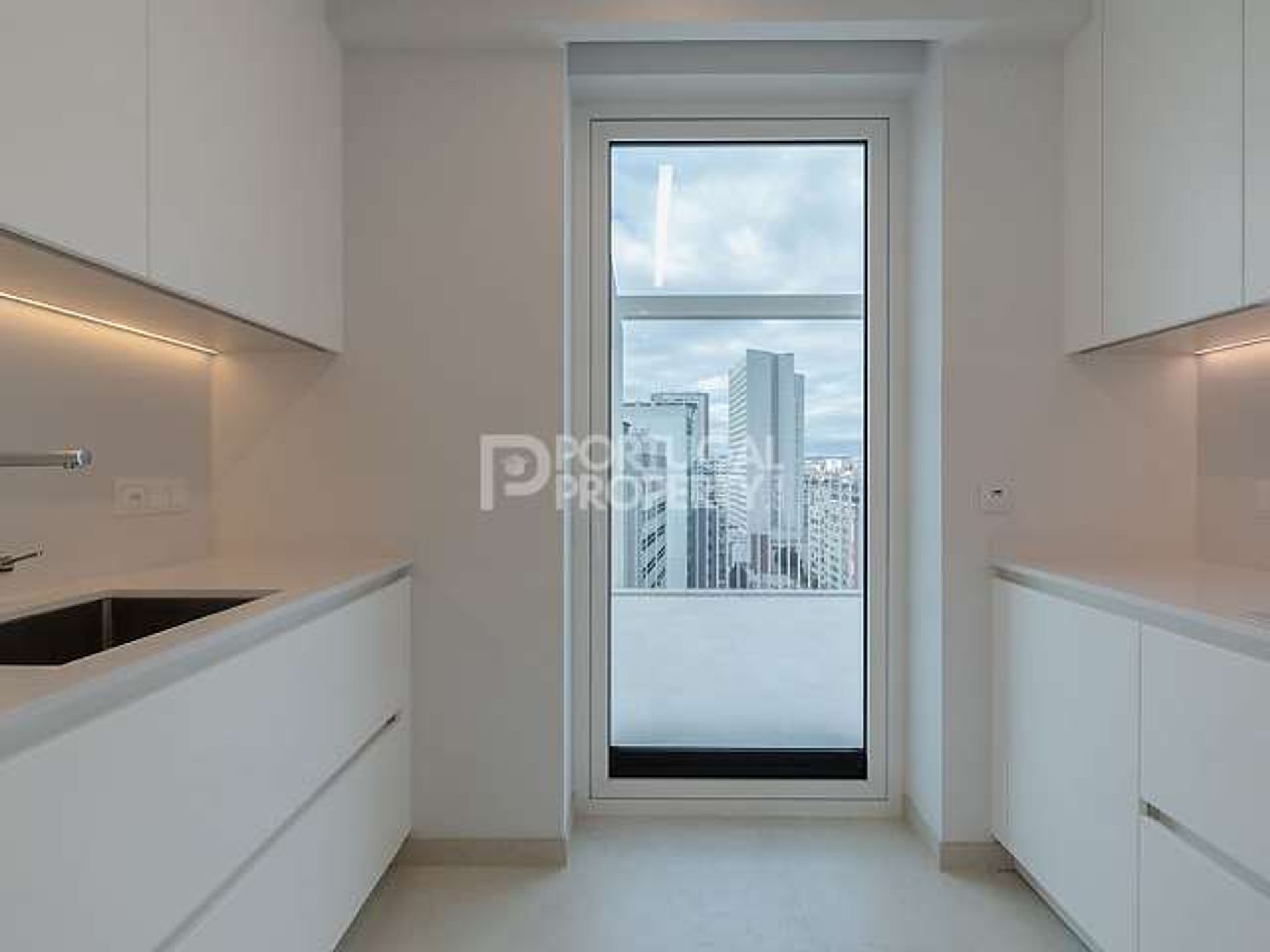 Condominium dans Lisbon, Lisbon 10145701