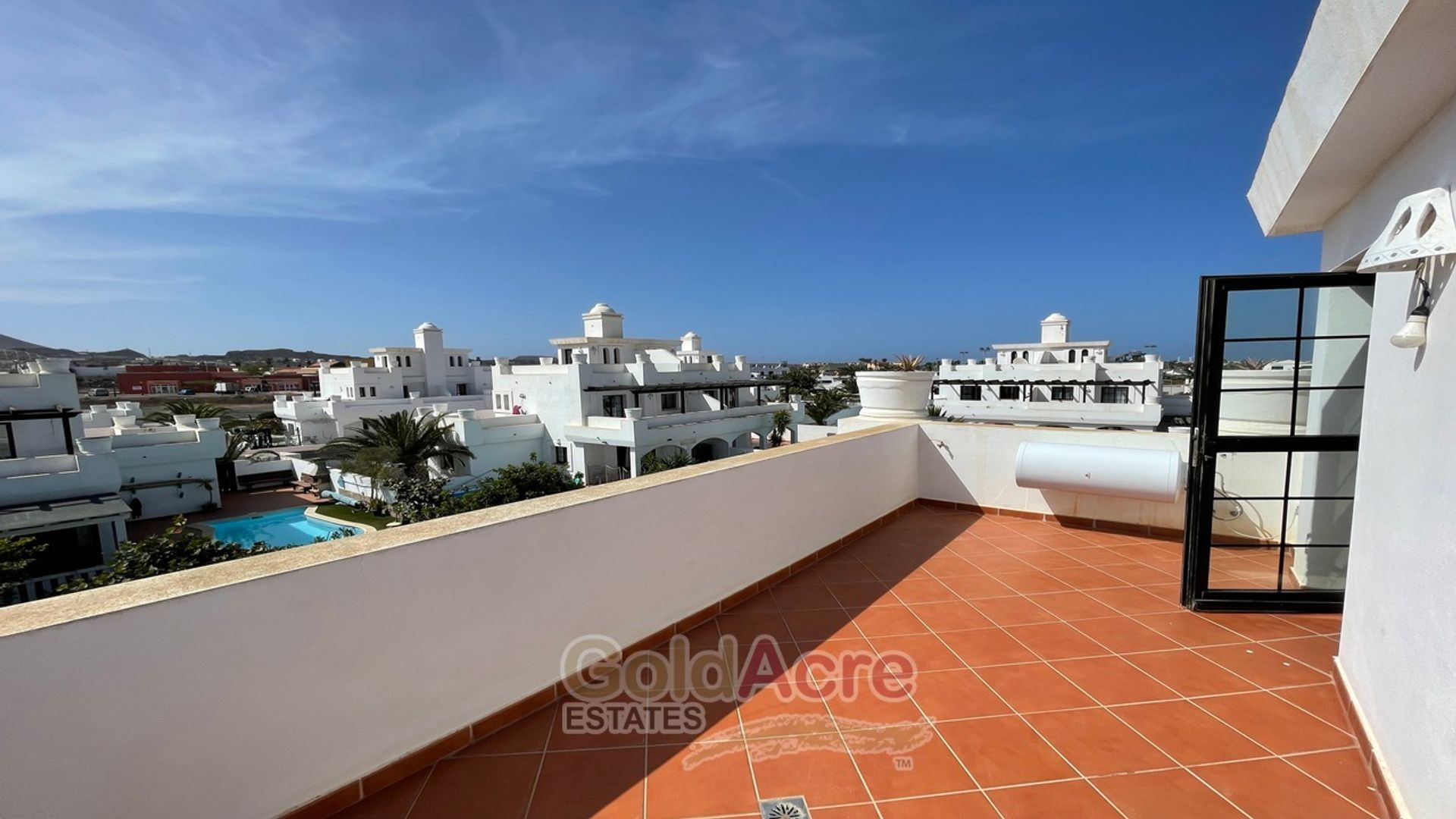 жилой дом в Corralejo, Canarias 10145770