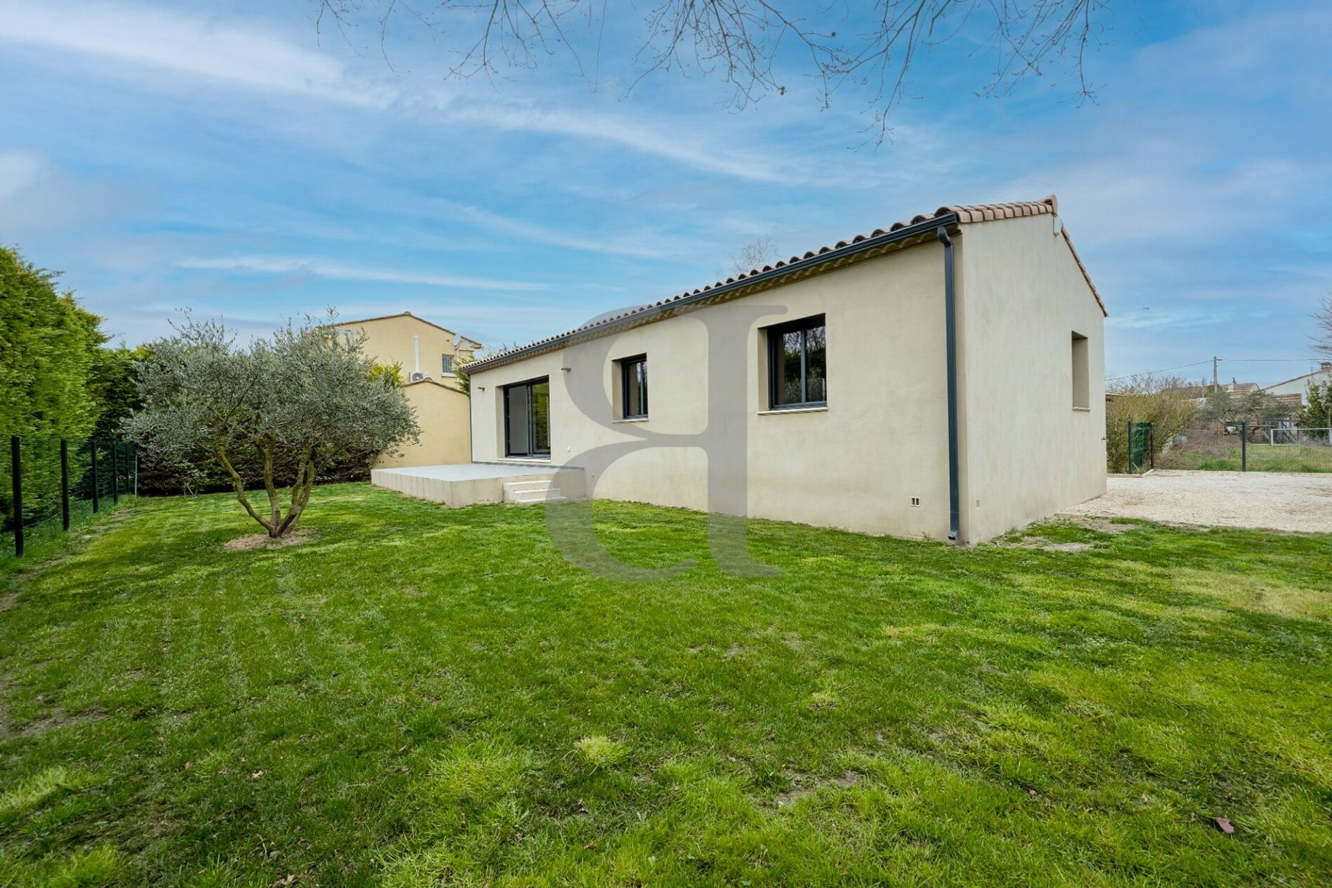 Casa nel Chateauneuf-de-Gadagne, Provence-Alpes-Cote d'Azur 10146183