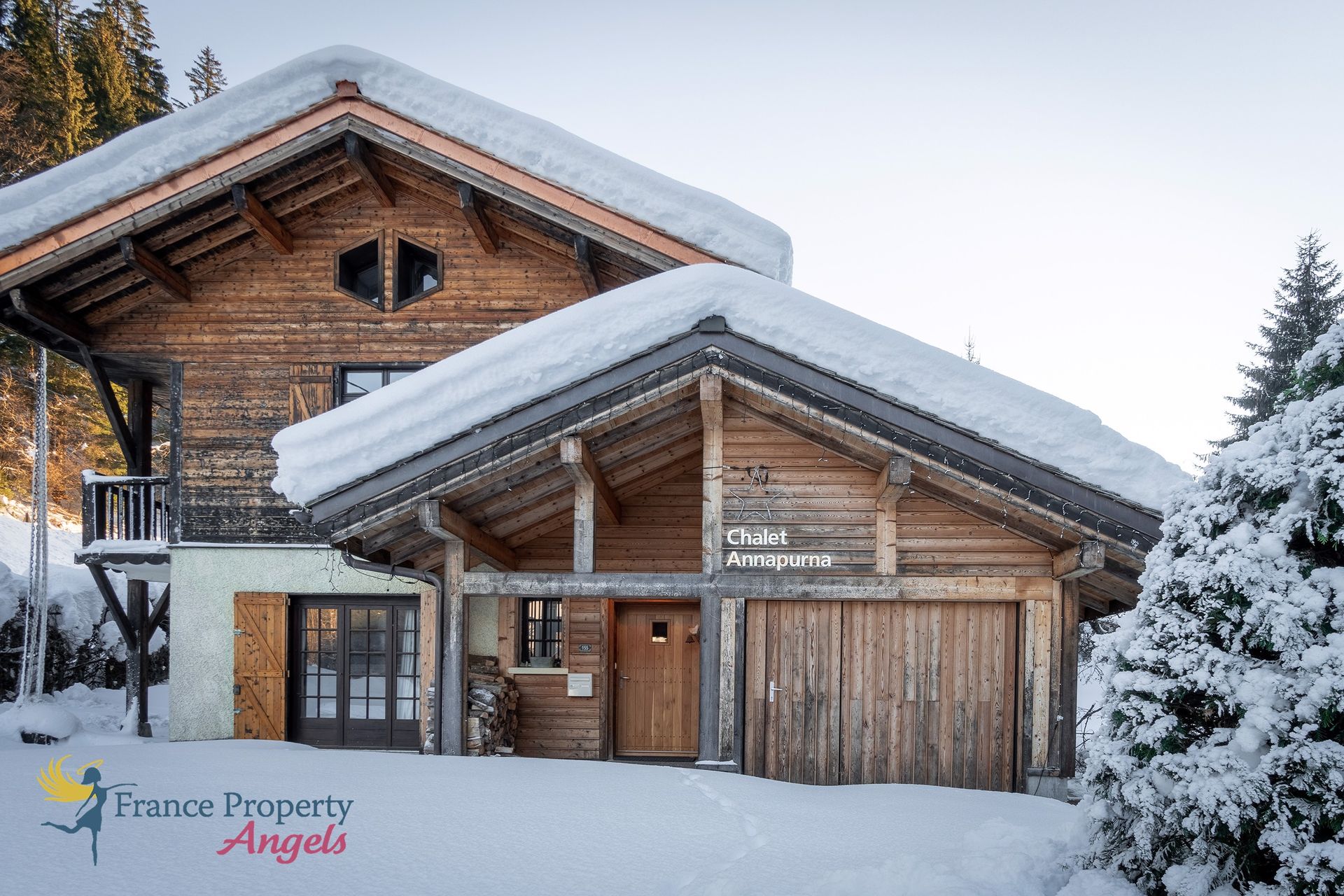 بيت في Les Gets, Auvergne-Rhône-Alpes 10146493