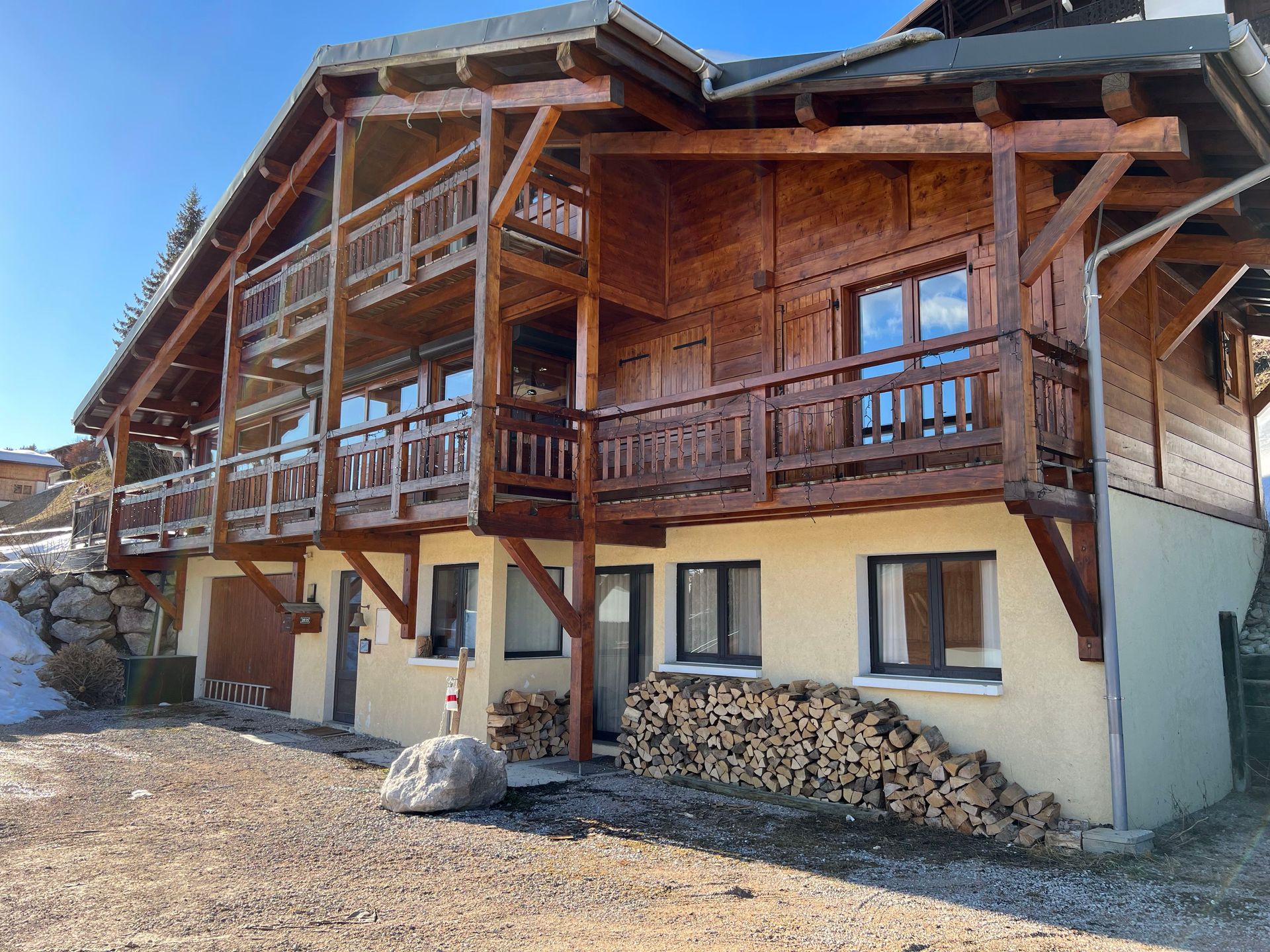 casa en Les Gets, Auvernia-Ródano-Alpes 10146495