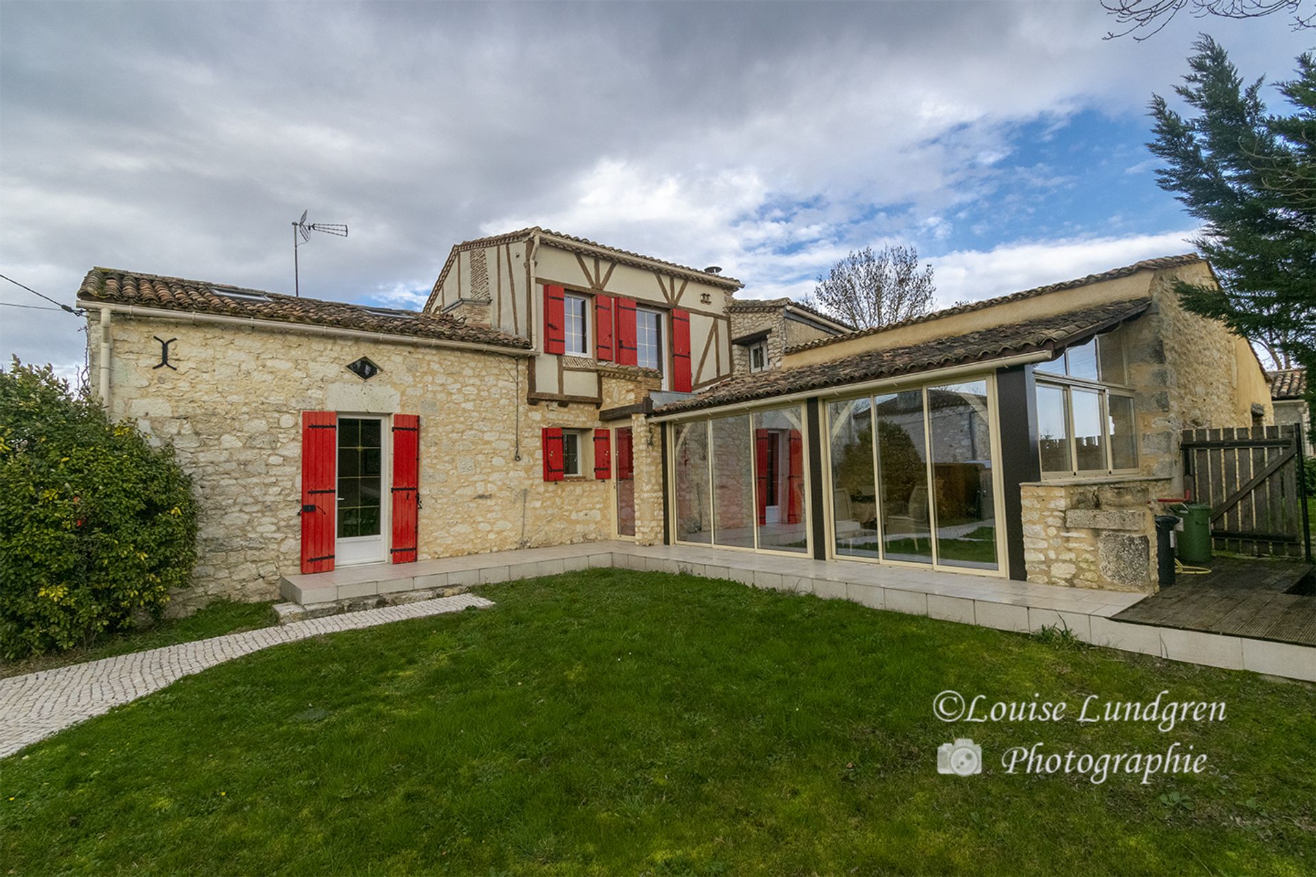 House in Cuneges, Nouvelle-Aquitaine 10146917