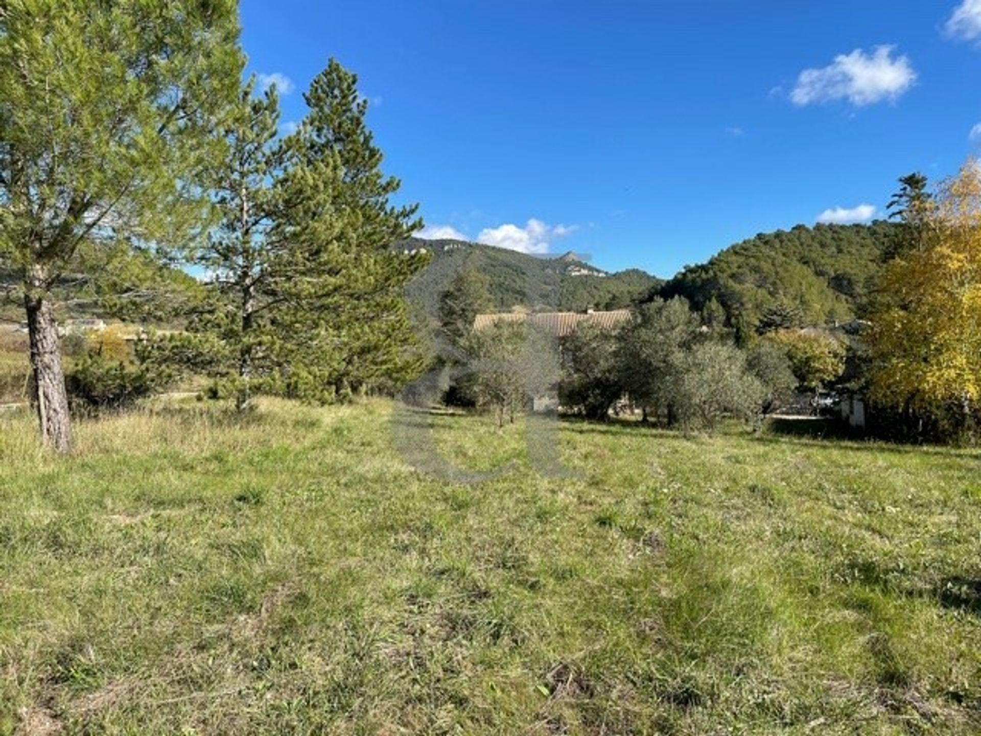 σπίτι σε Buis-les-Baronnies, Auvergne-Rhône-Alpes 10147027