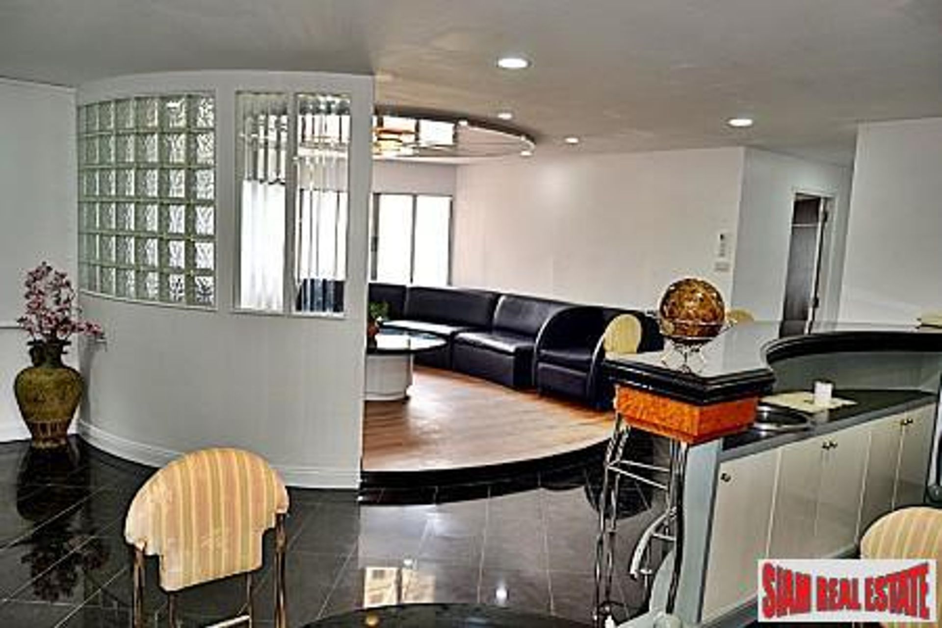 Condominium dans Sathon, Krung Thep Maha Nakhon 10147029