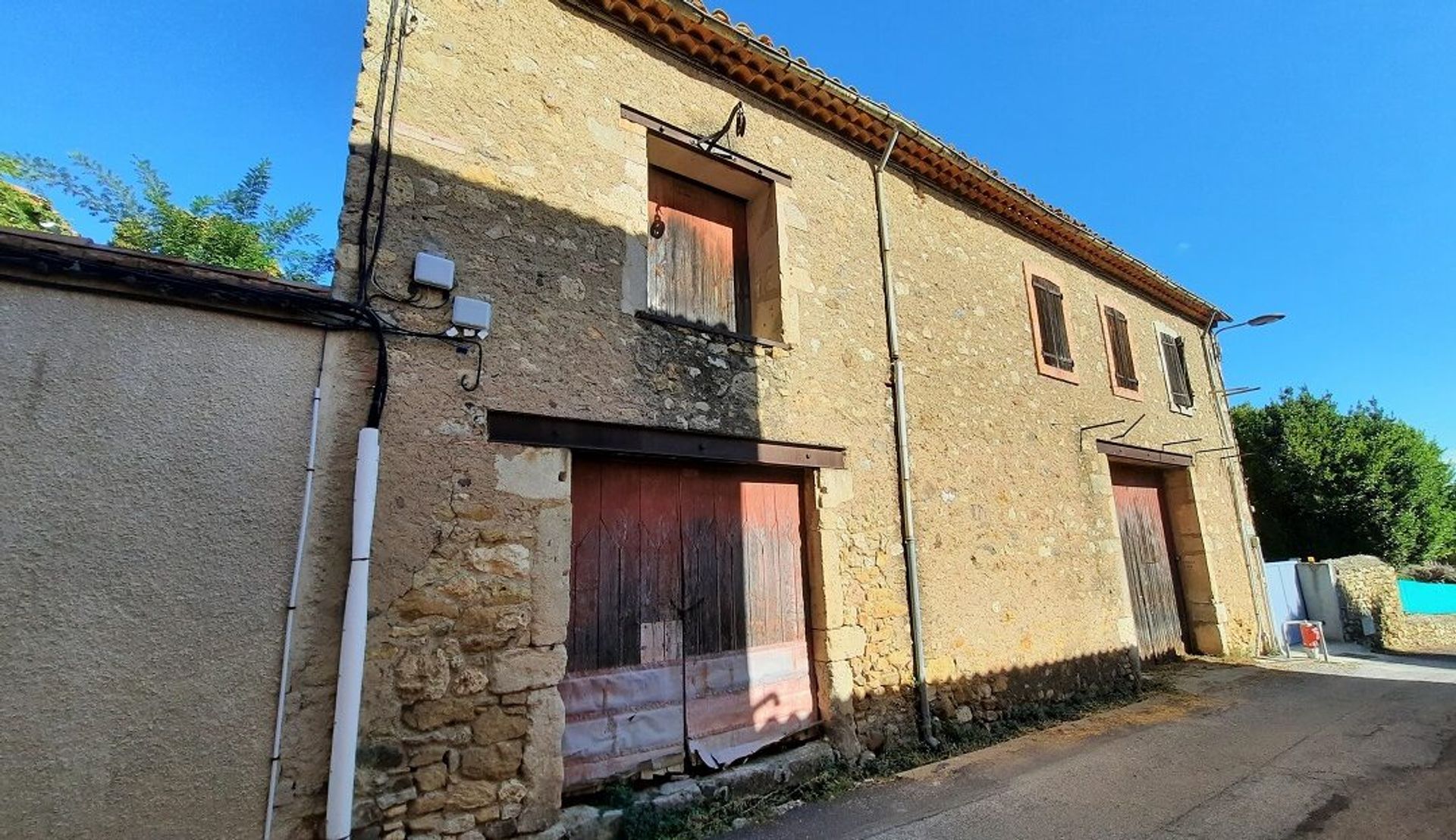 Rumah di Pezenas, Oksitanie 10147052