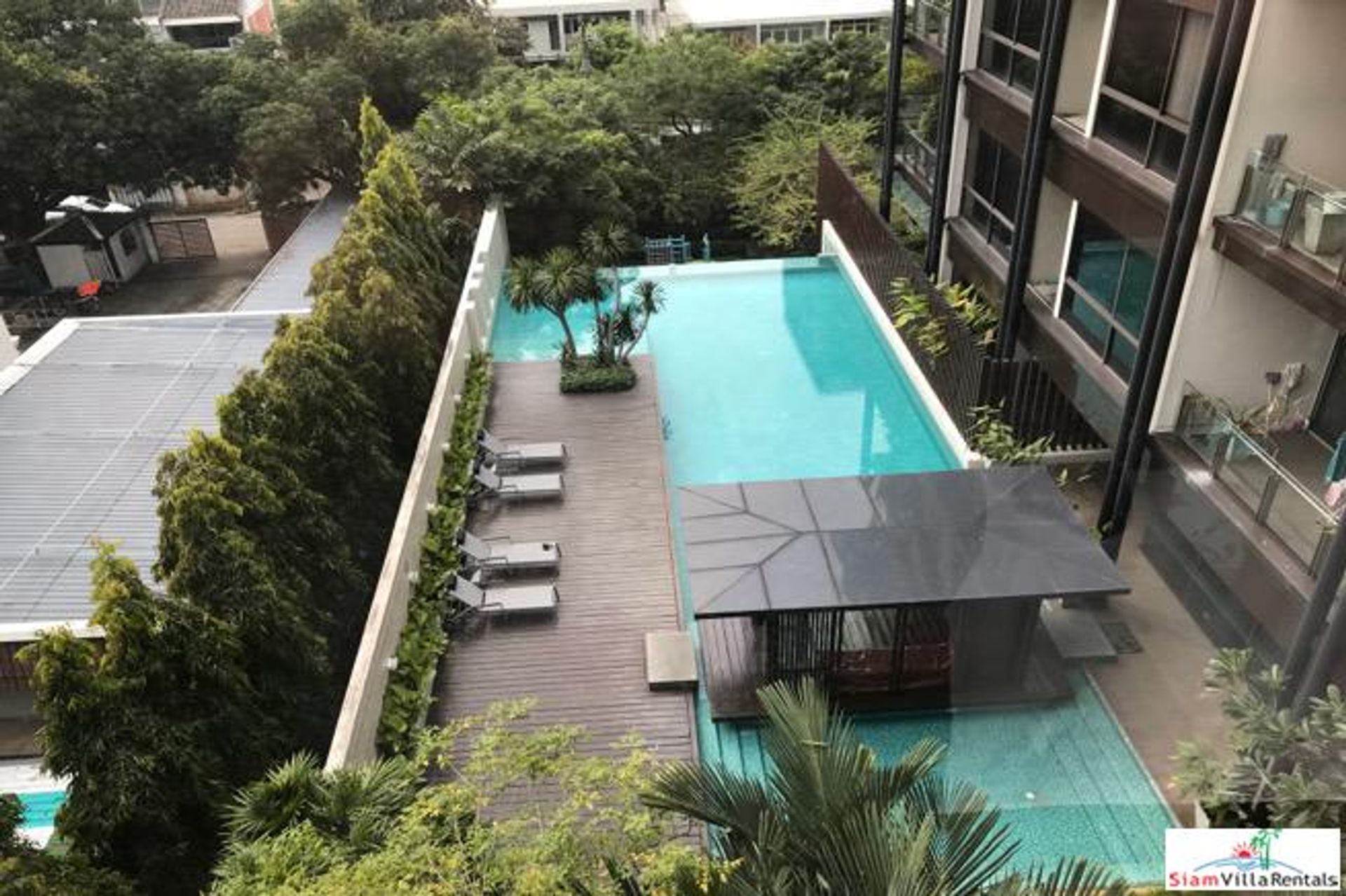 Condominium in Watthana, Krung Thep Maha Nakhon 10147063