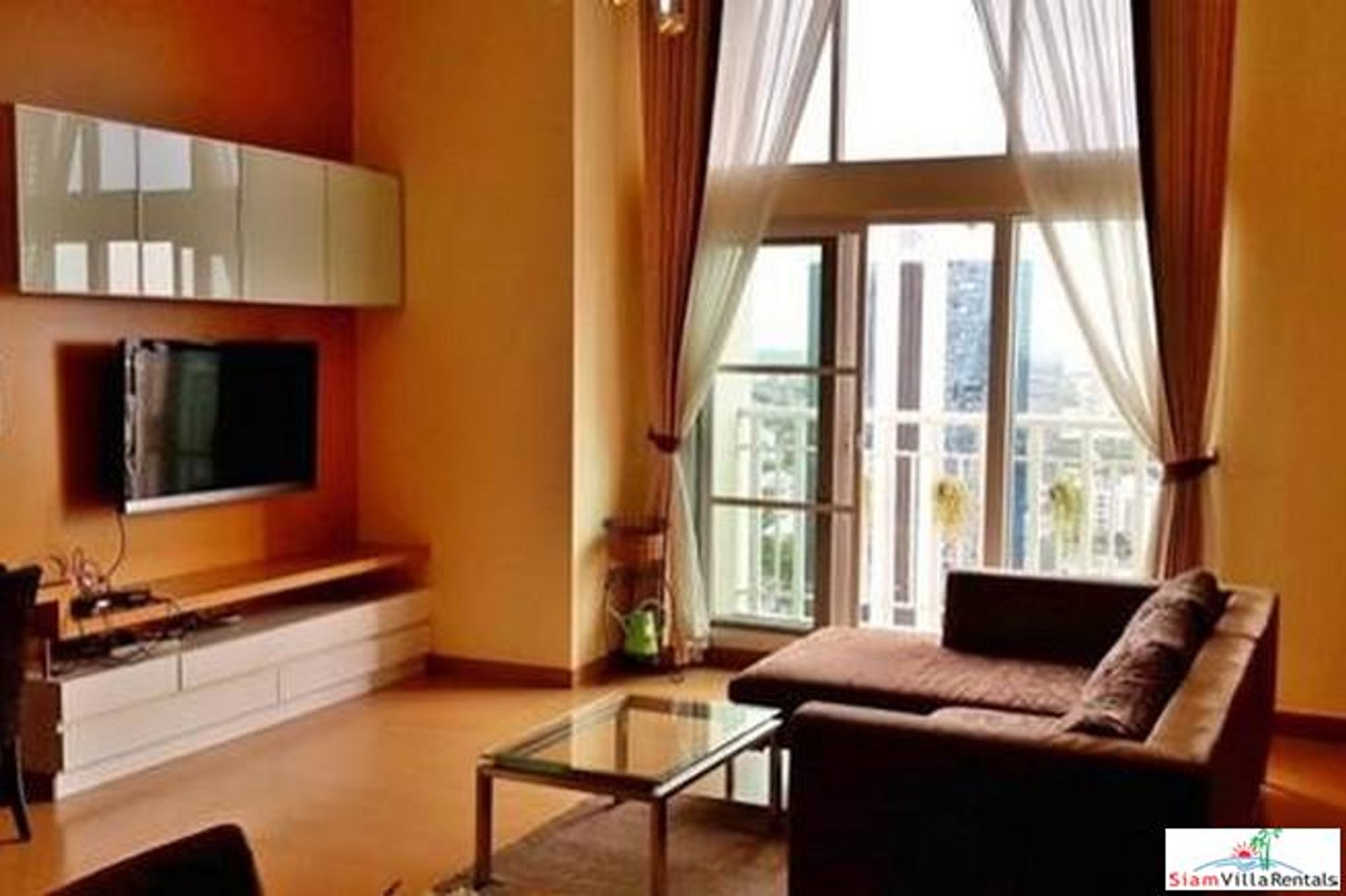 Condominium in Watthana, Krung Thep Maha Nakhon 10147073