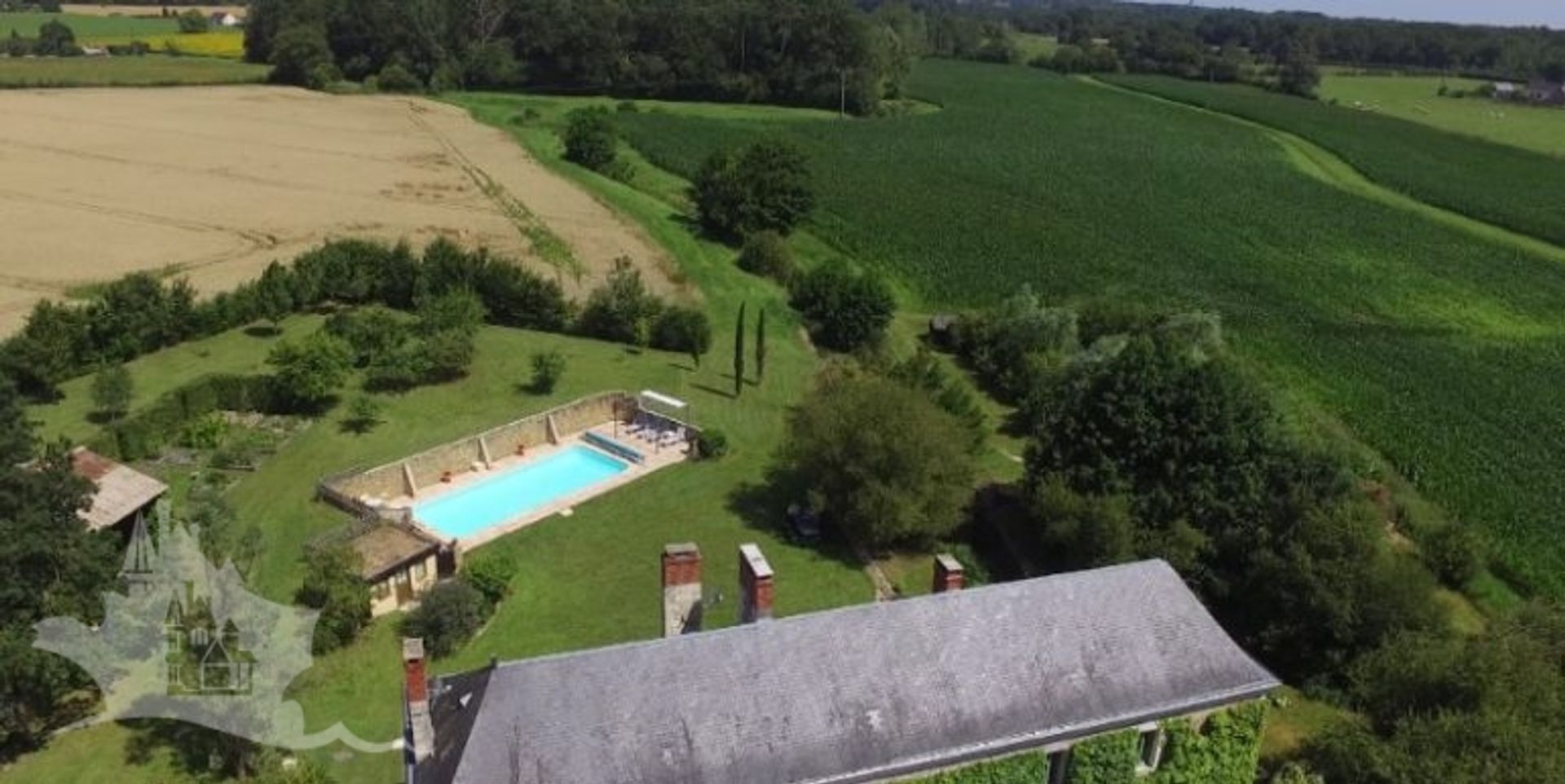 Будинок в Baugé-en-Anjou, Pays de la Loire 10147157