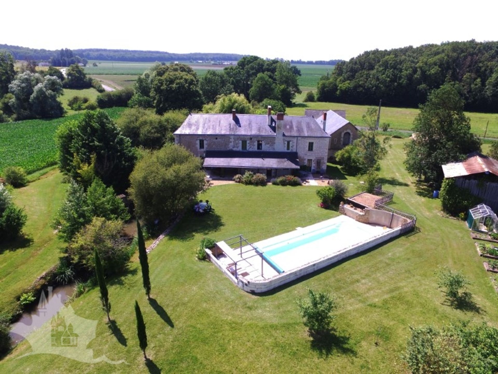 Будинок в Baugé-en-Anjou, Pays de la Loire 10147157