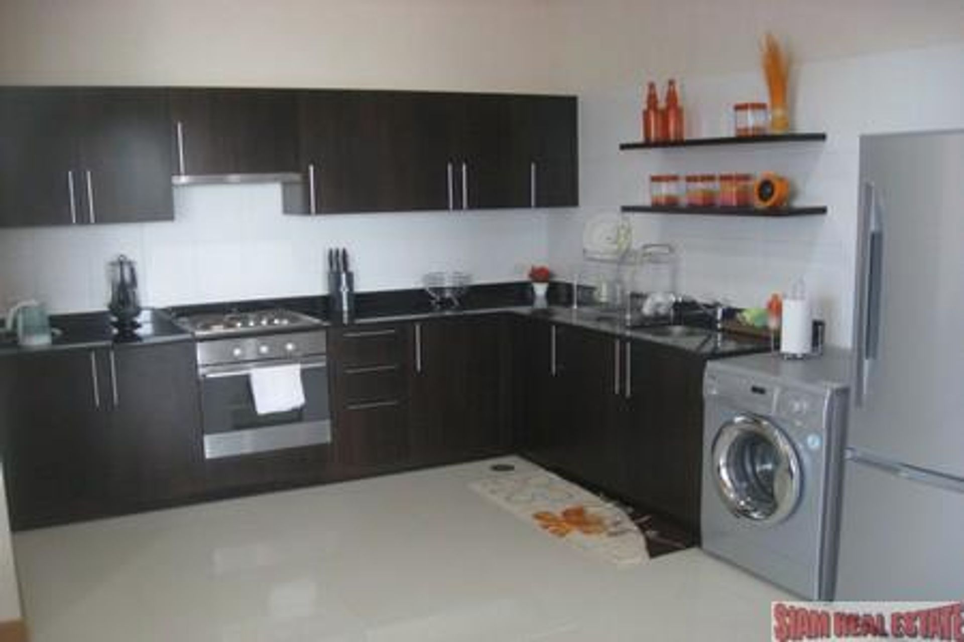 Condominium dans Ban Khok Chang, Phuket 10147221