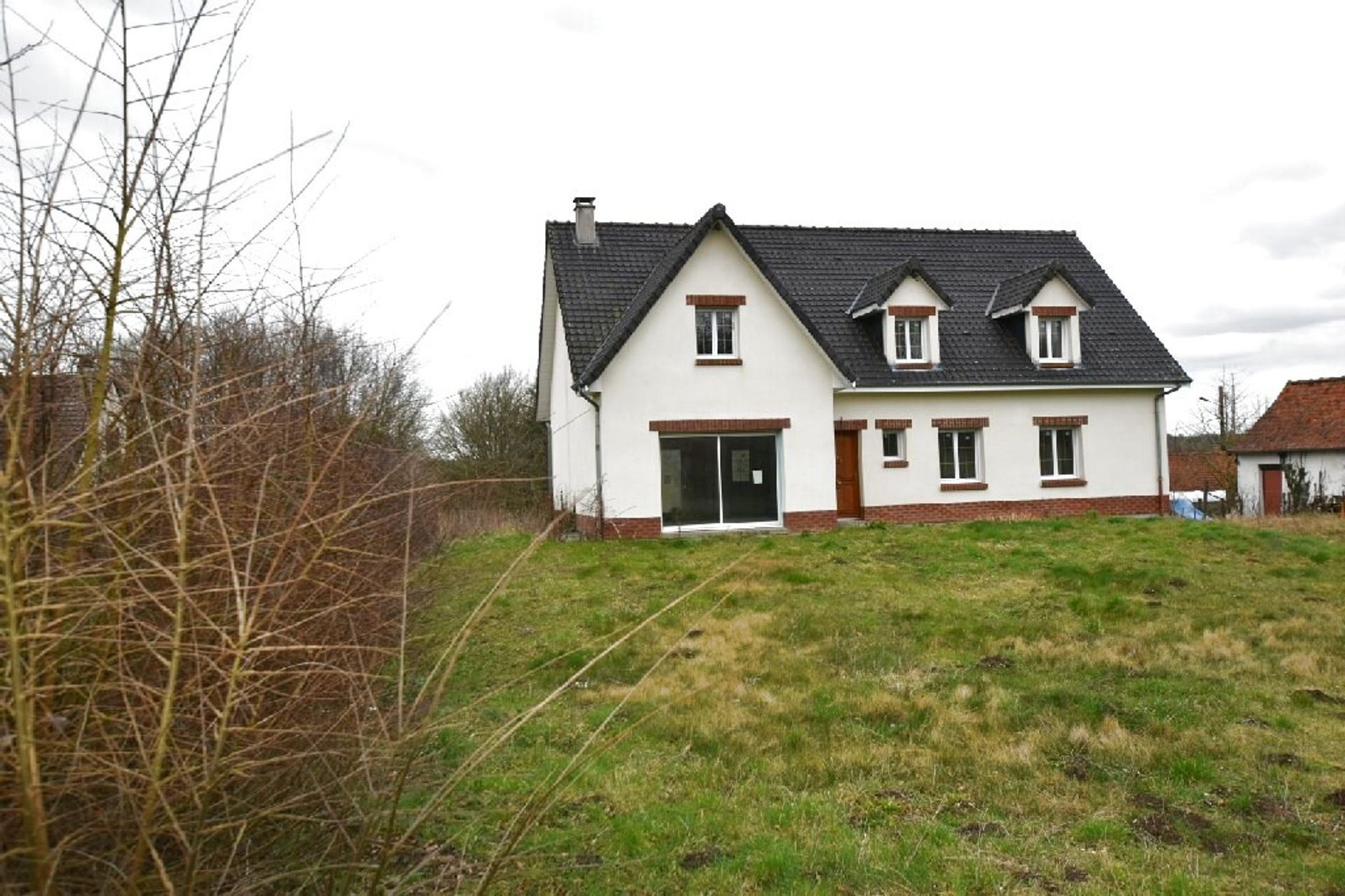 Otro en Crecy-en-Ponthieu, Hauts-de-France 10147343