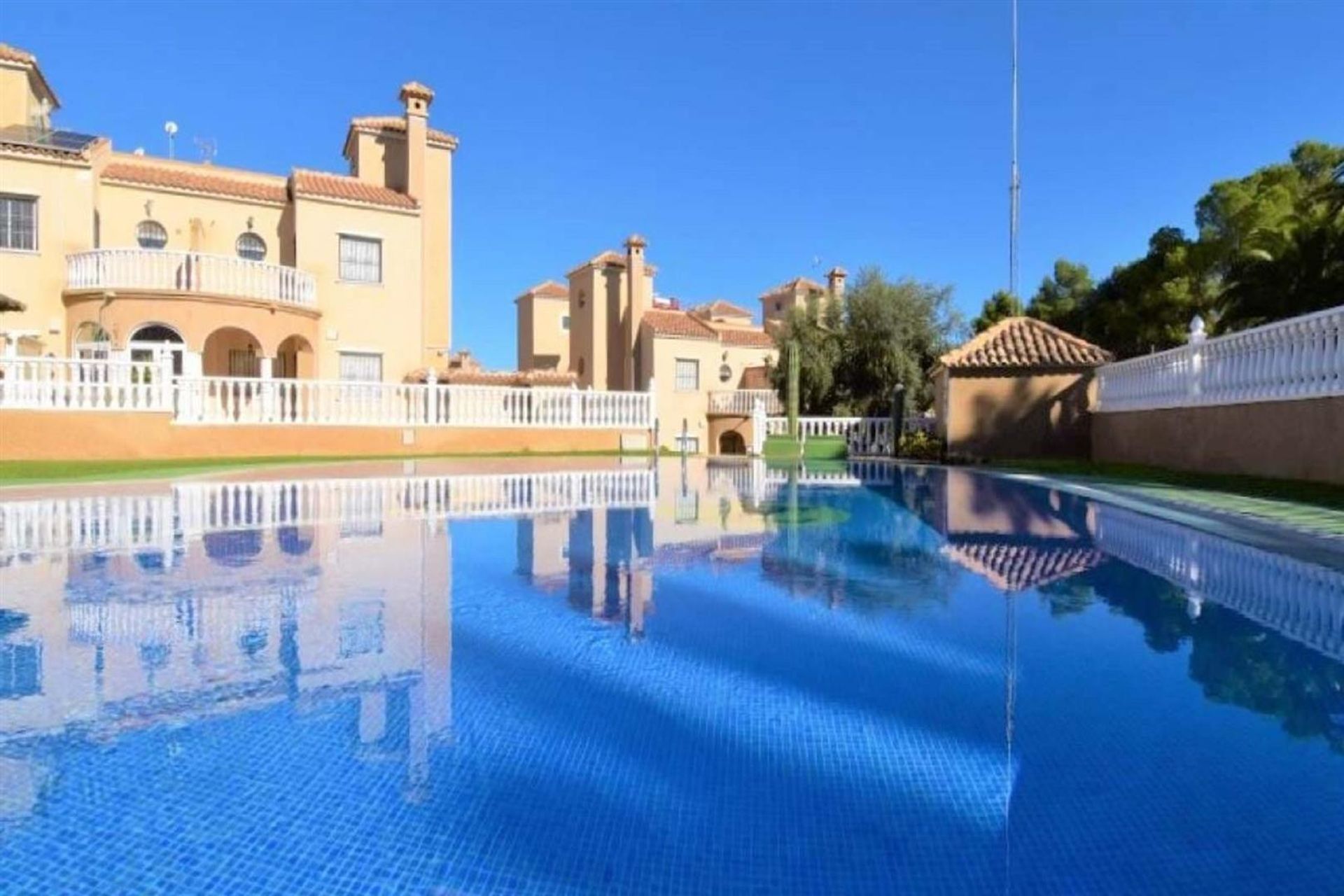 بيت في Villamartin, Valencian Community 10147406