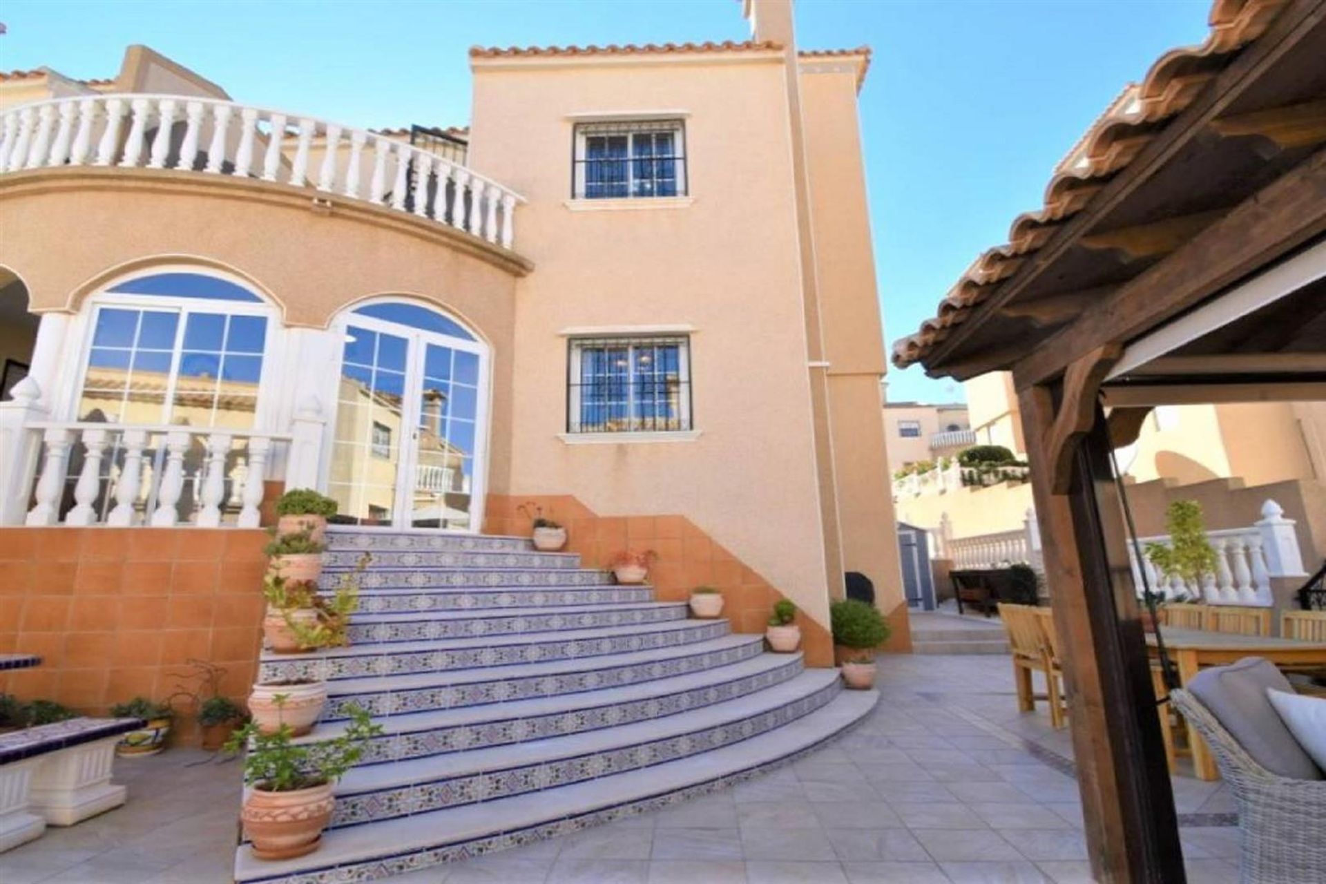 بيت في Villamartin, Valencian Community 10147406