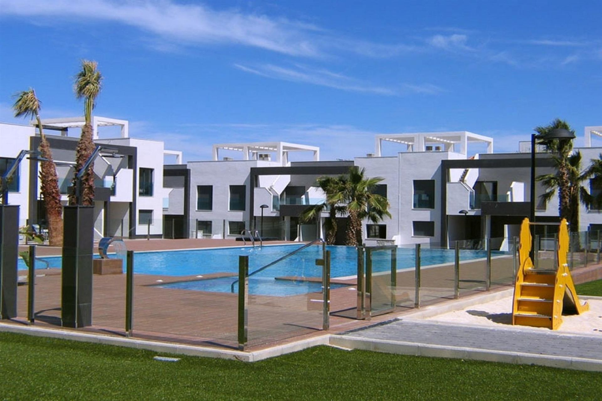 Condominio nel El Raso, Comunitat Valenciana 10147407