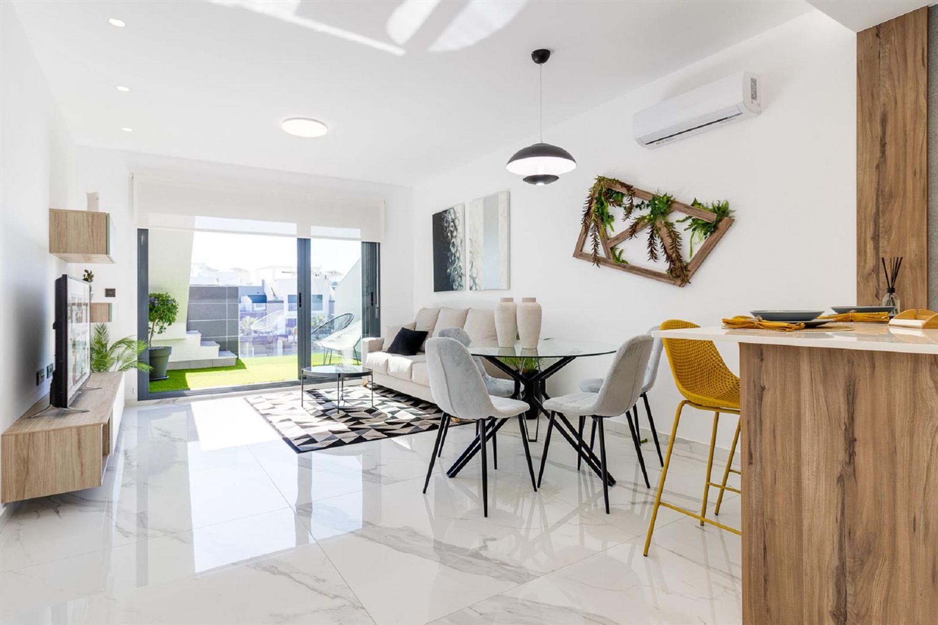 Condominio en El Raso, Comunitat Valenciana 10147410