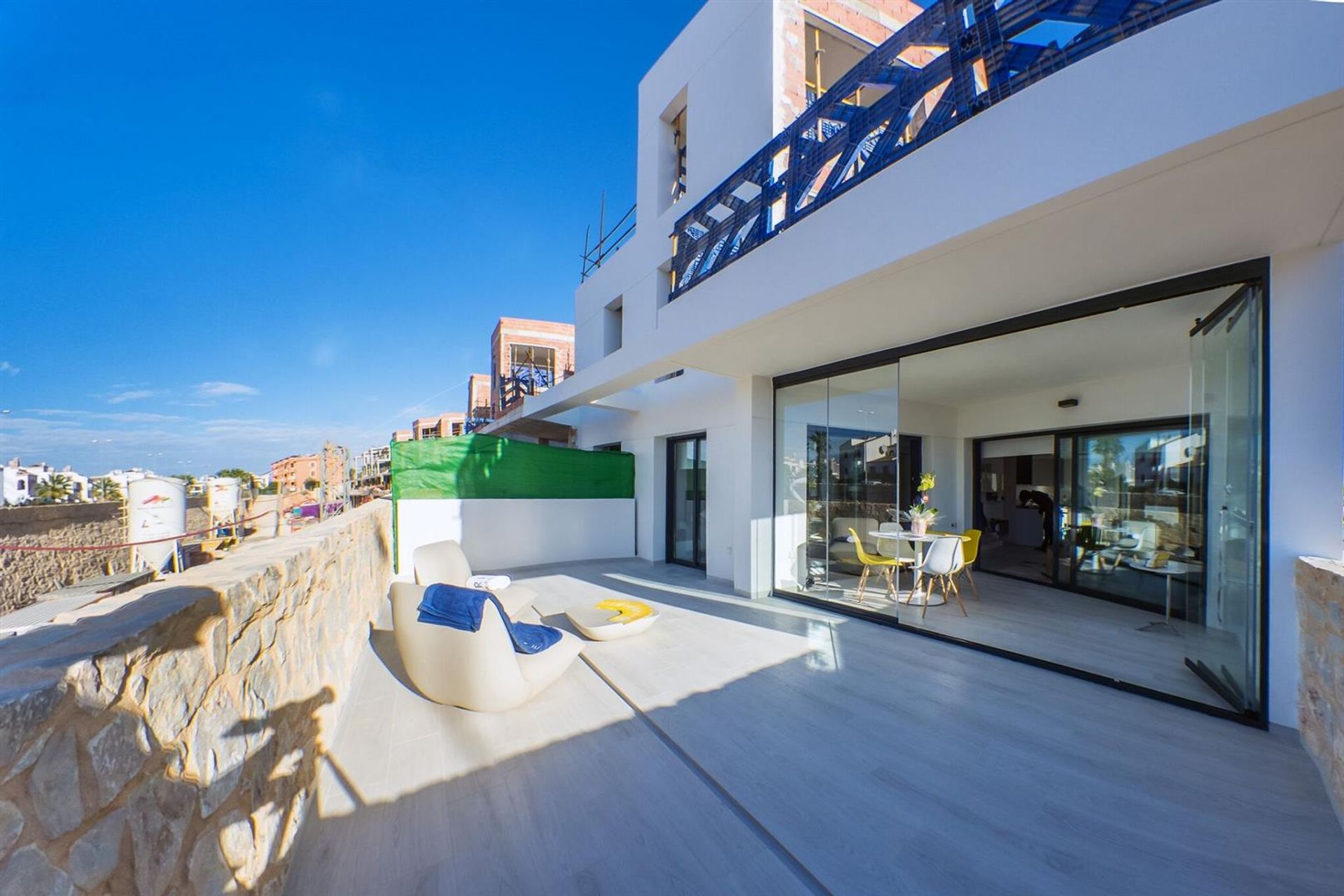 Condominium in Villamartin, Valencian Community 10147434