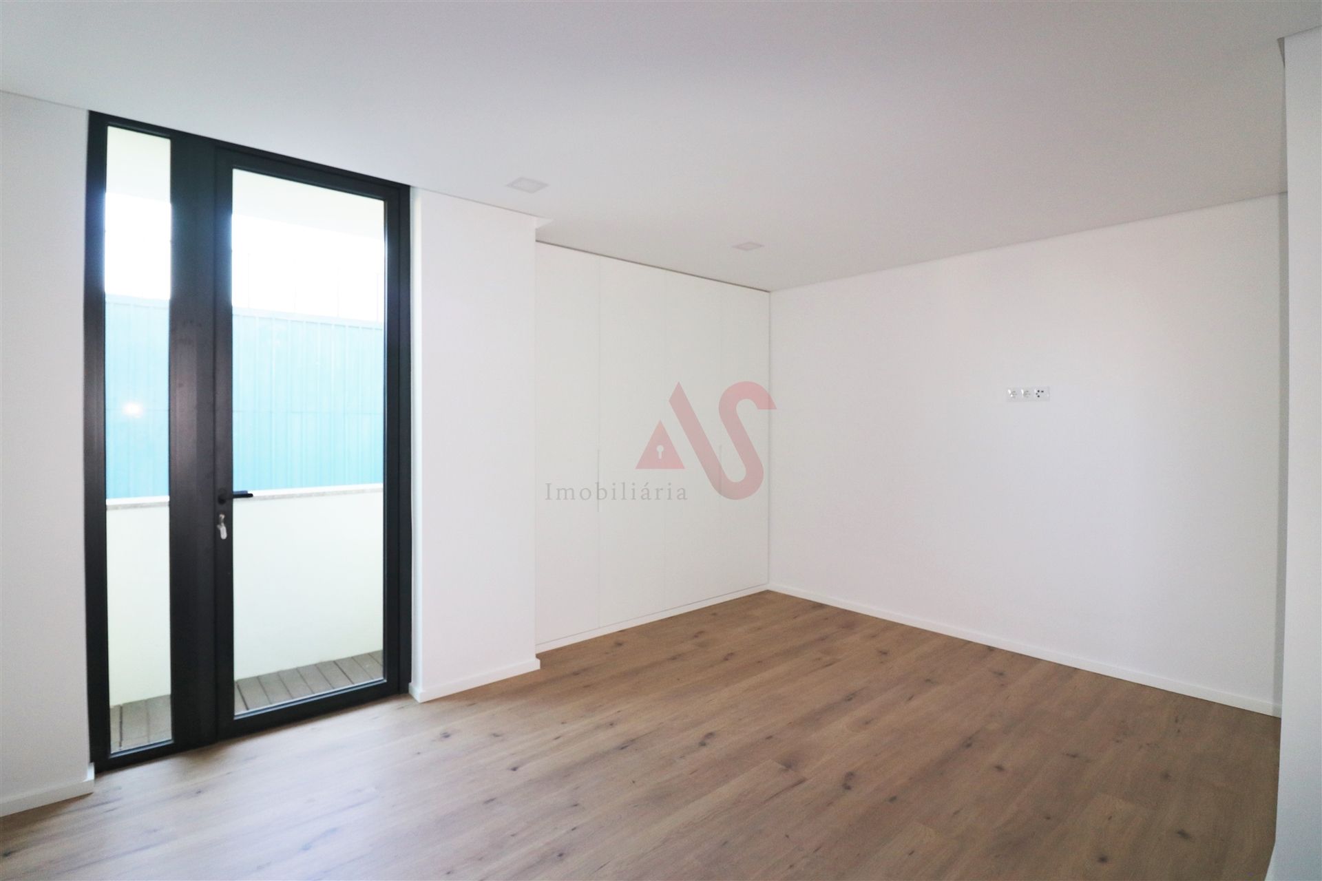 Condominio nel Santo Tirso, Porto District 10148057