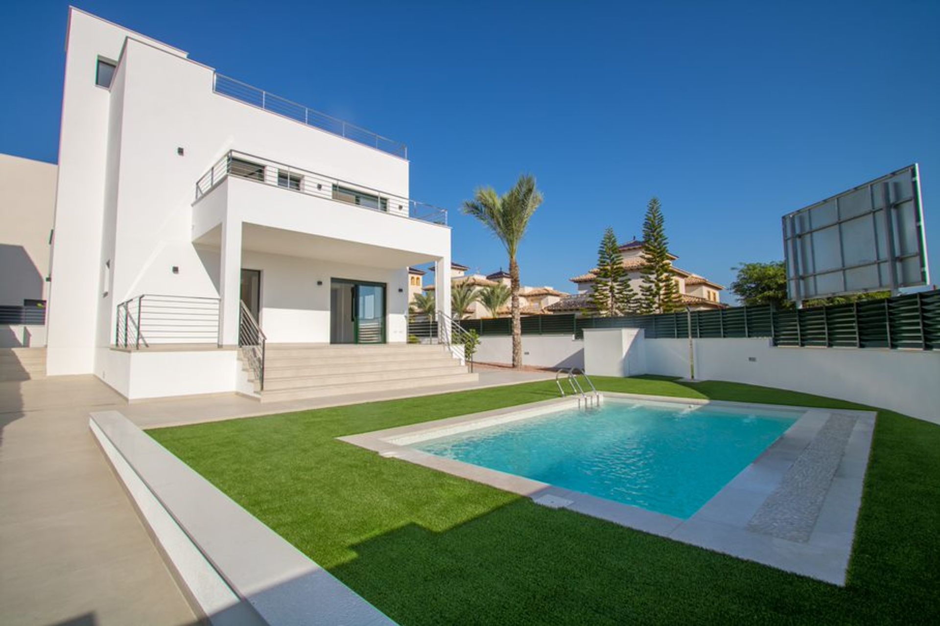 Haus im La Marina, Valencia 10148134