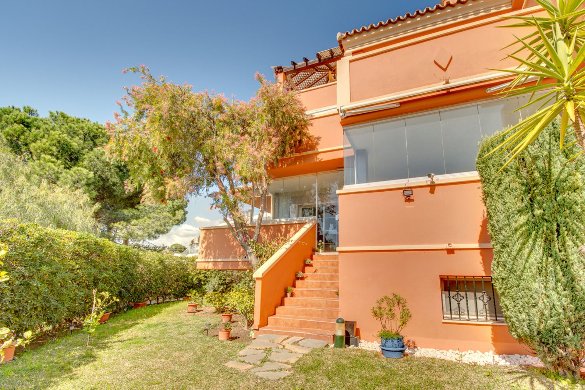 Condominium in El Angel, Andalusia 10148505