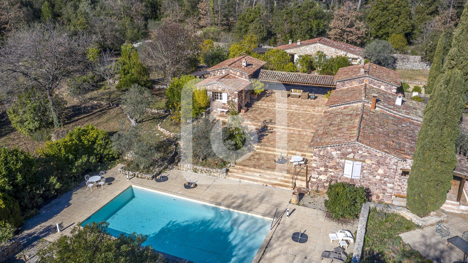 rumah dalam Callas, Provence-Alpes-Côte d'Azur 10149185