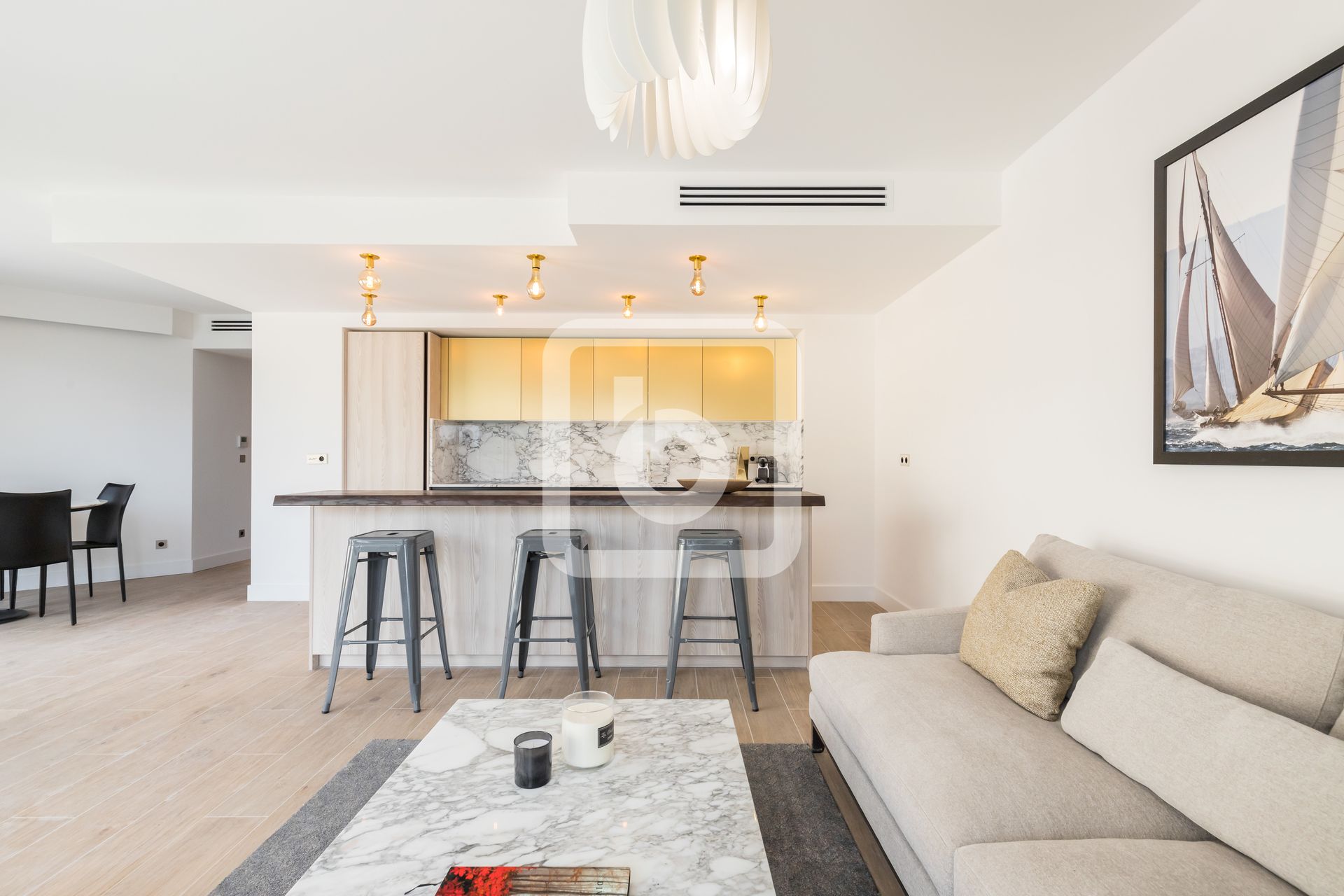 Condominium dans Beausoleil, Provence-Alpes-Côte d'Azur 10149324