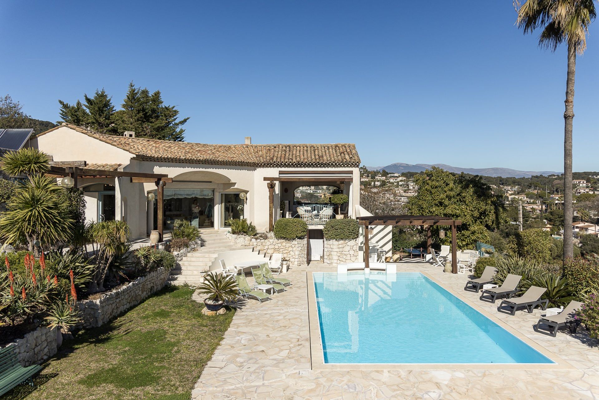 Casa nel Vallauris, Provence-Alpes-Côte d'Azur 10149522