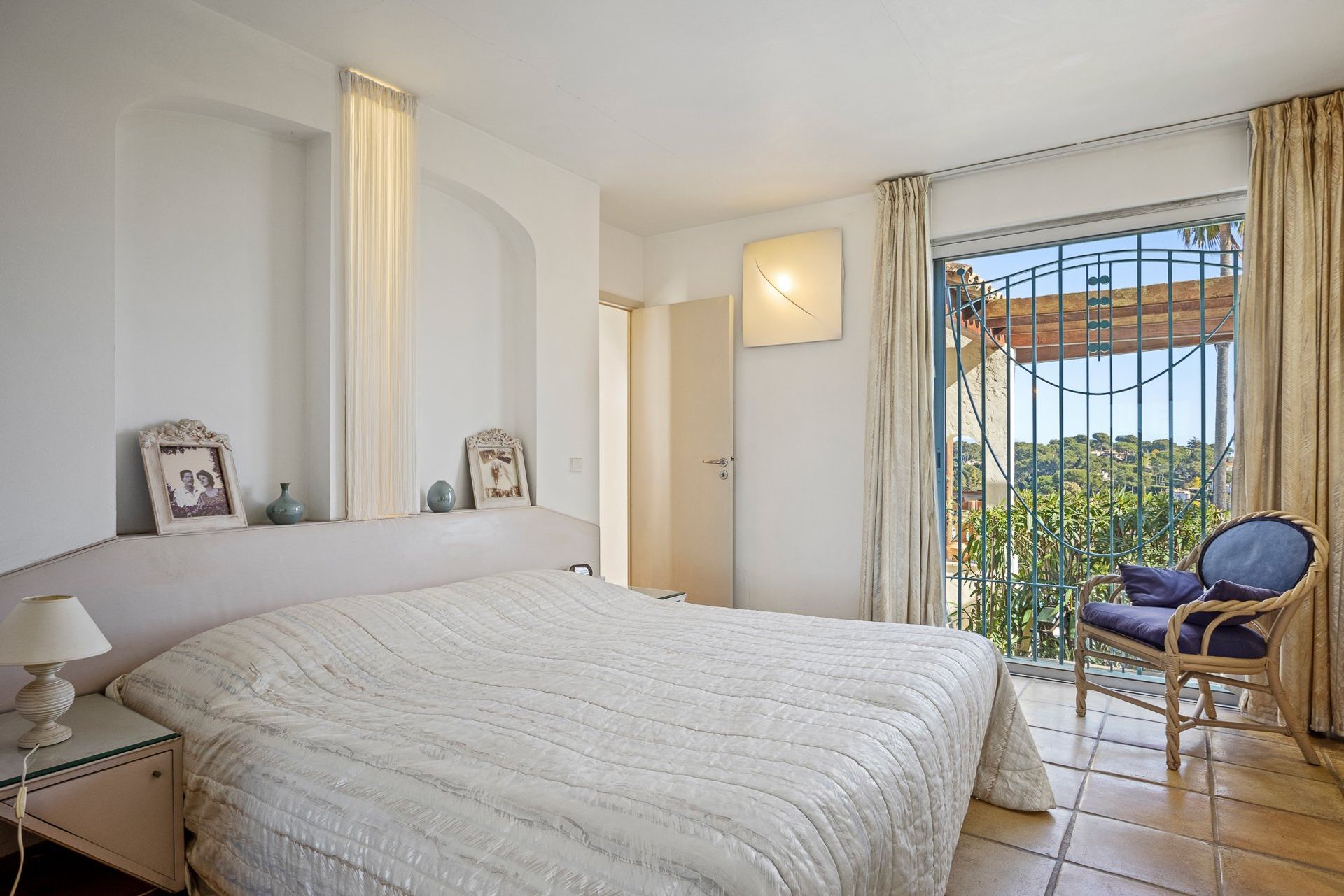 жилой дом в Vallauris, Provence-Alpes-Côte d'Azur 10149522