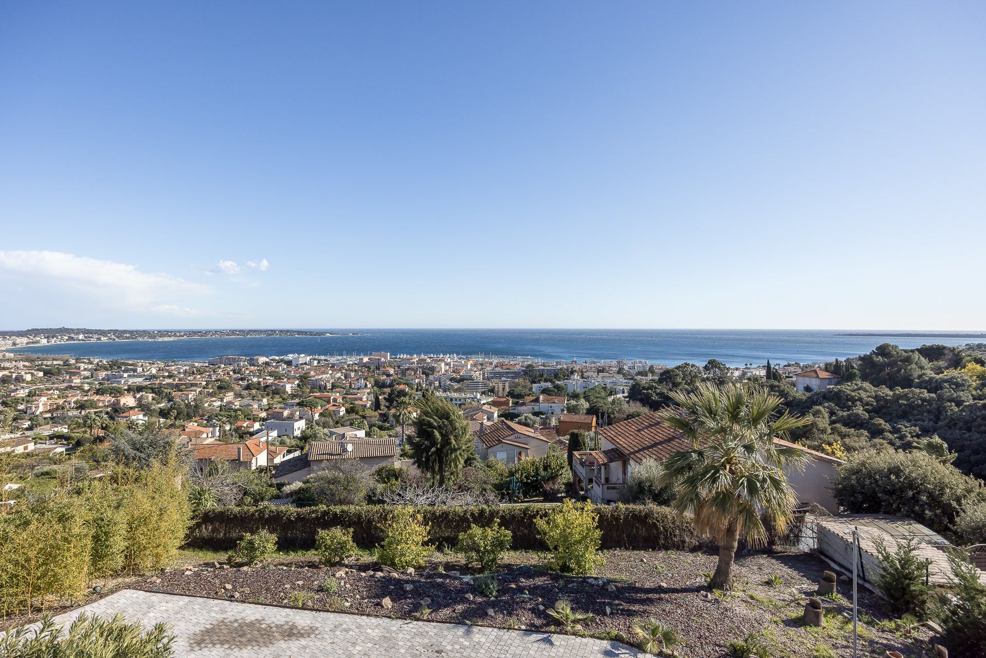 Huis in Vallauris, Provence-Alpes-Côte d'Azur 10149524