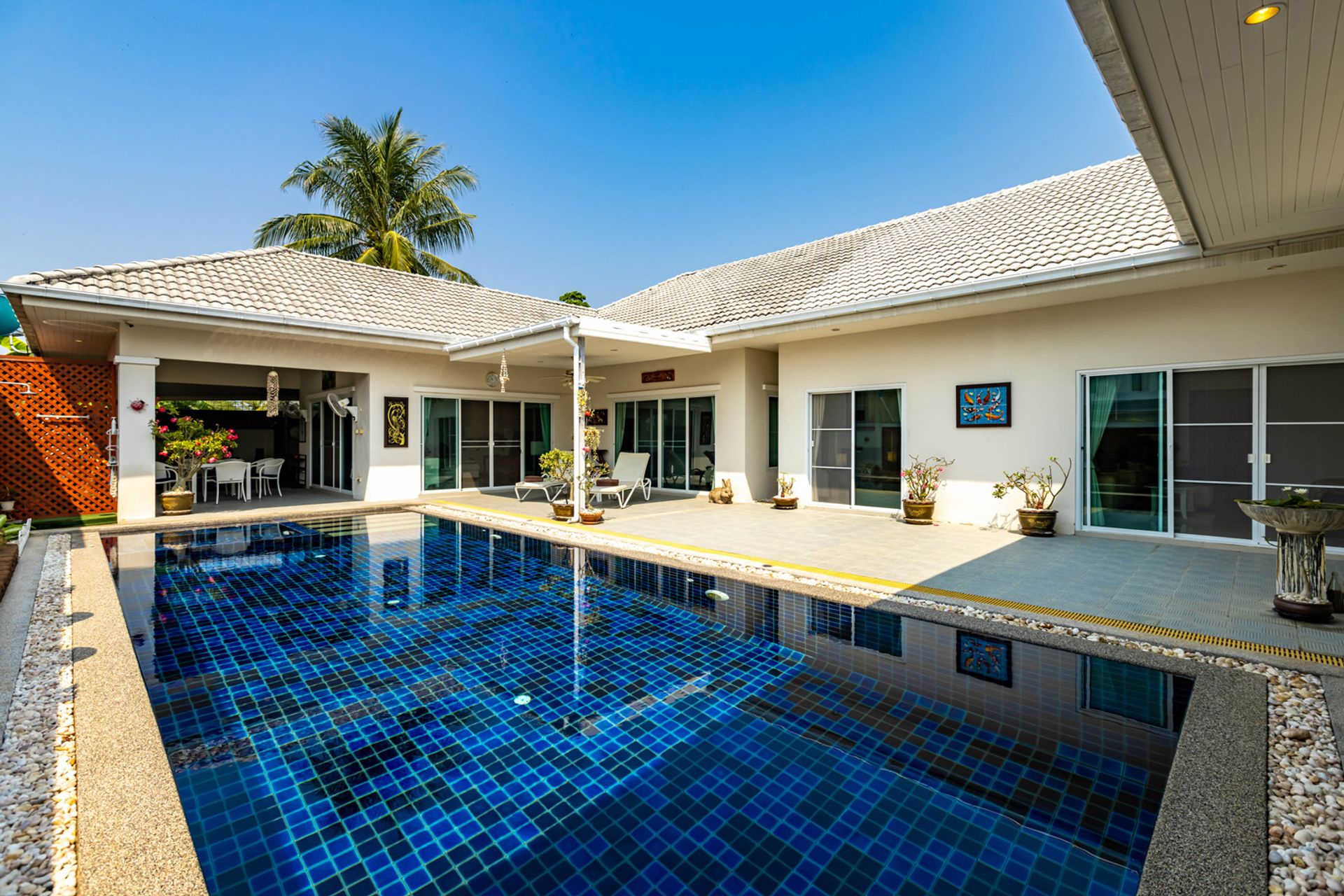 House in Hua Hin, Prachuap Khiri Khan 10150262