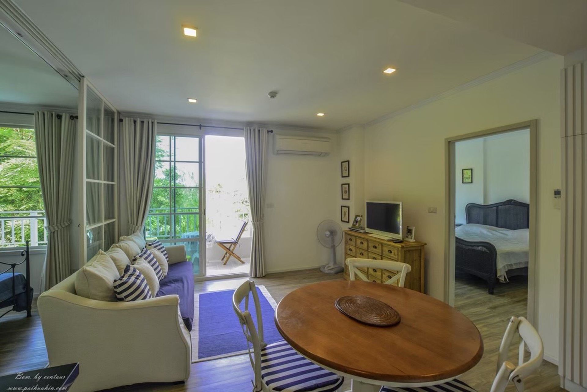 Condominium dans Tambon Nong Kae, Chang Wat Prachuap Khiri Khan 10150264